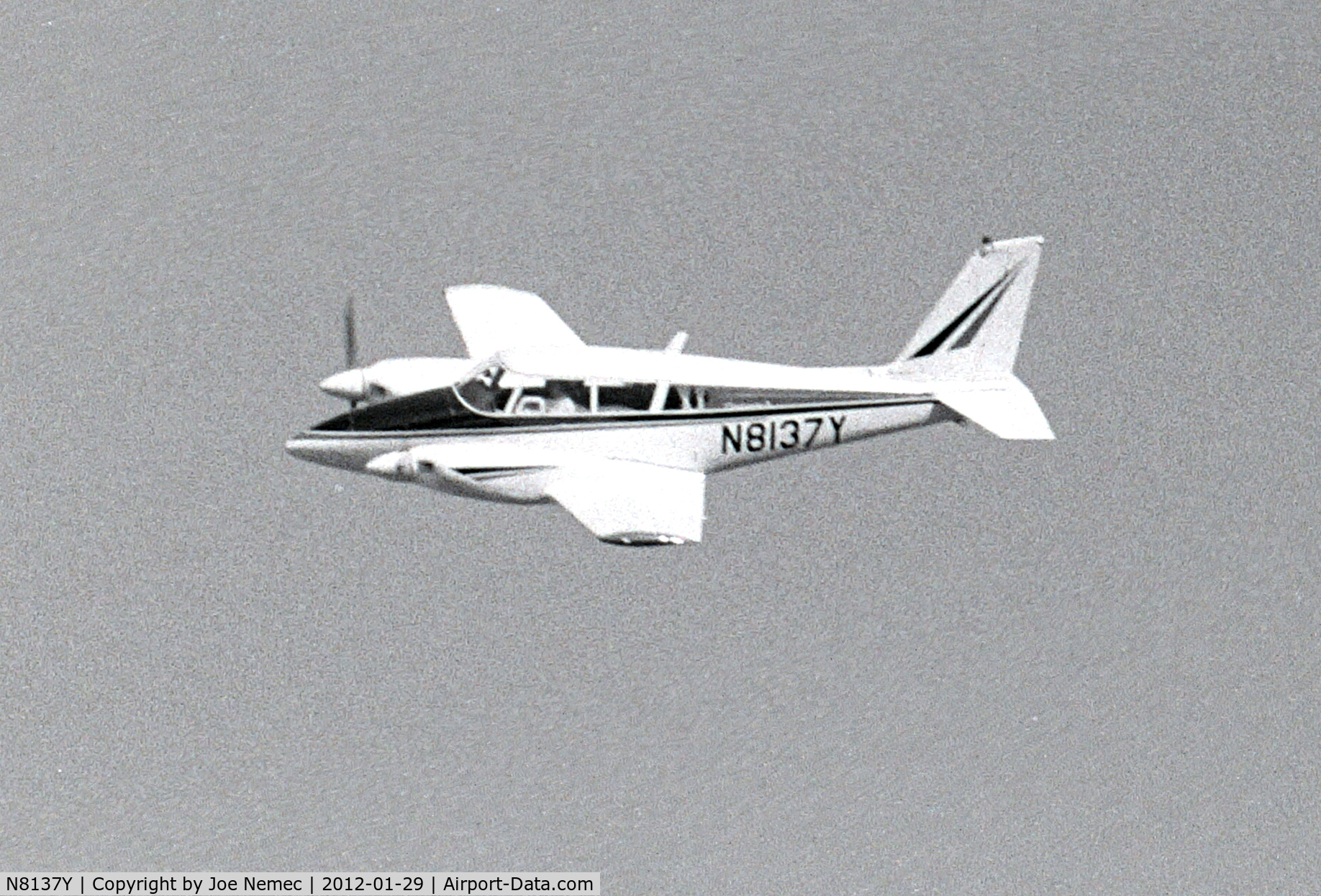N8137Y, 1966 Piper PA-30 Twin Comanche Twin Comanche C/N 30-1248, In Flight Photo B&W 1960s
