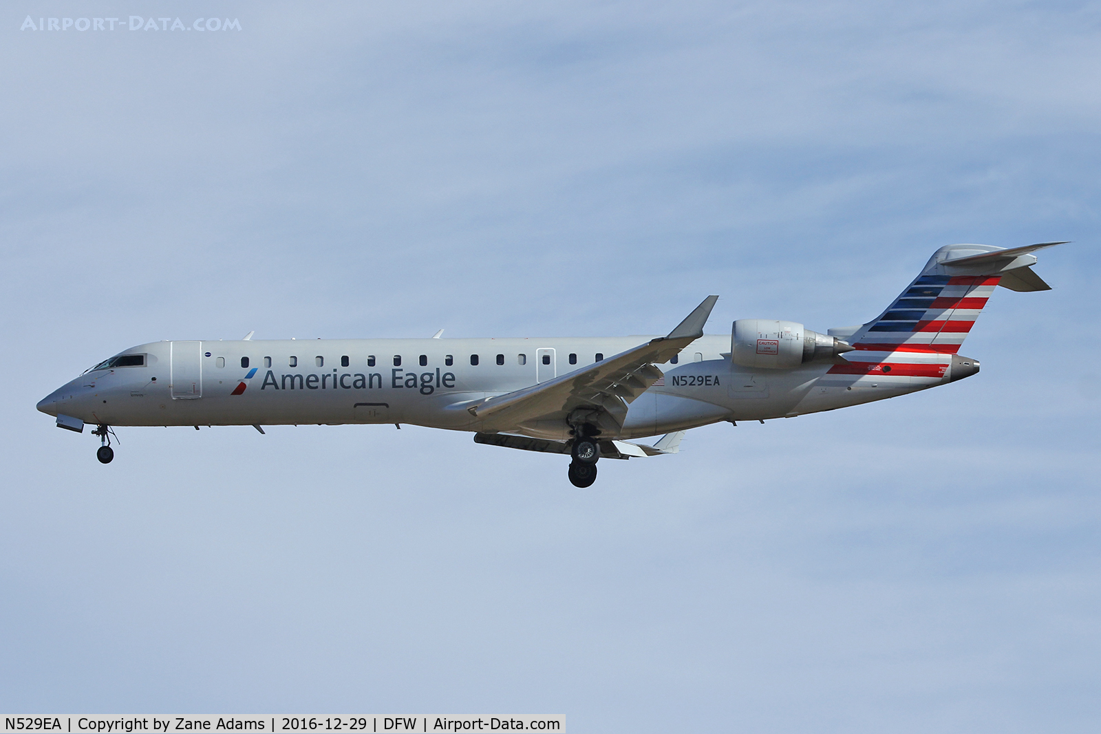 N529EA, Bombardier CRJ-702 (CL-600-2C10) Regional Jet C/N 10307, Arriving at DFW Airport