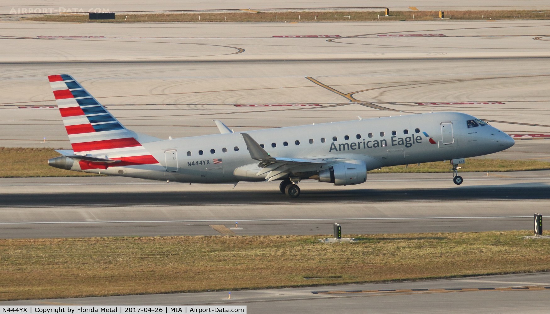 N444YX, 2015 Embraer 175LR (ERJ-170-200LR) C/N 17000453, American Eagle