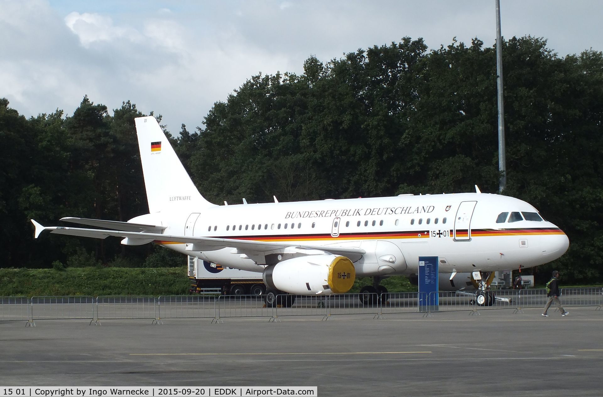 15 01, 2009 Airbus ACJ319 (A319-133/CJ) C/N 3897, Airbus ACJ319 (A319-133/CJ) of Flugbereitschaft BMVg (German air force VIP-Flight) at the DLR 2015 air and space day on the side of Cologne airport