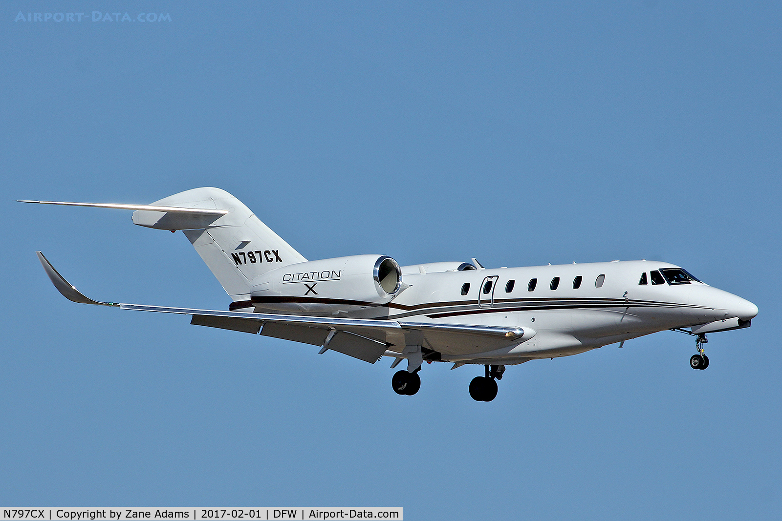 N797CX, 2009 Cessna 750 Citation X C/N 750-0297, Arriving at DFW Airport