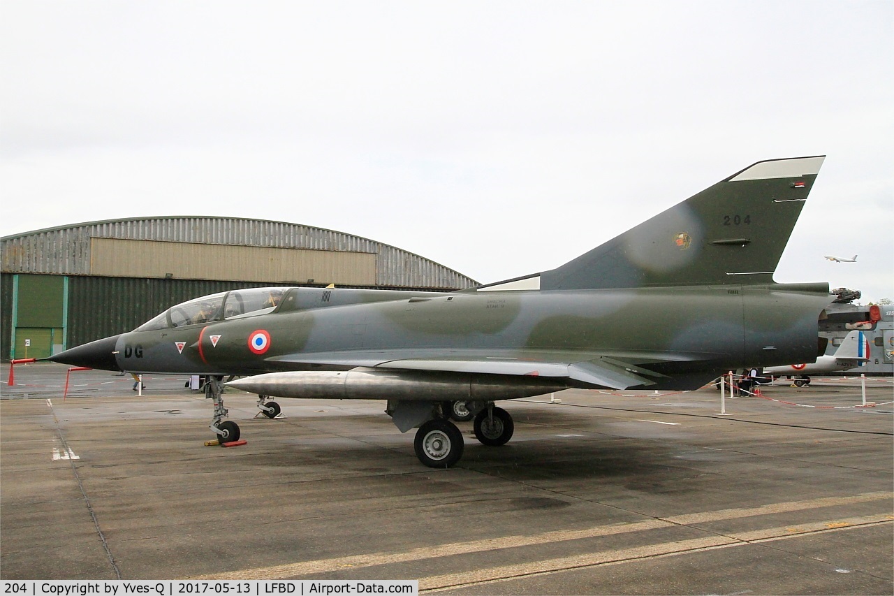 204, 1962 Dassault Mirage IIIB C/N 204, Dassault Mirage III B, Preserved at C.A.E.A museum, Bordeaux-Merignac Air base 106 (LFBD-BOD)