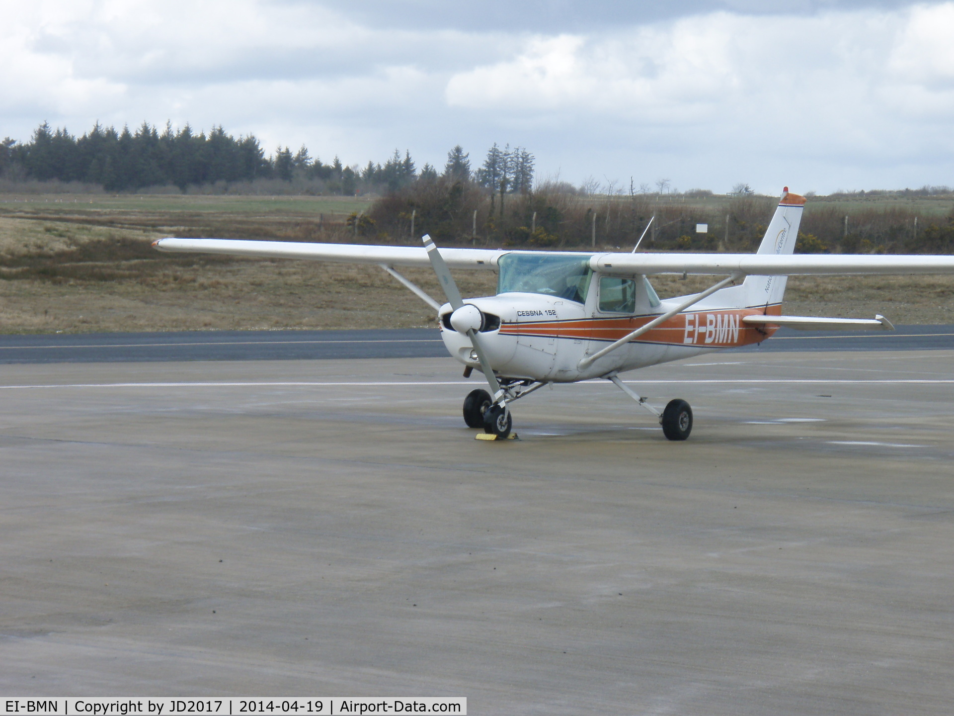 EI-BMN, 1982 Reims F152 II C/N 1912, EI-BMN (National Flight Centre) at Waterford Airport 19th of April 2013.
Ex- Iona National Airways. Then Newcastle Flying Club/Irish Aero Club.  Later Sligo Light Aviation.  Currently (2017) National Flight Centre - Weston.