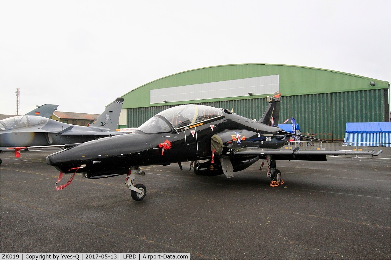 ZK019, 2008 British Aerospace Hawk T2 C/N RT010/1248, British Aerospace Hawk T.2, Static display, Bordeaux-Mérignac BA 106 (LFBD-BOD) Open day 2017