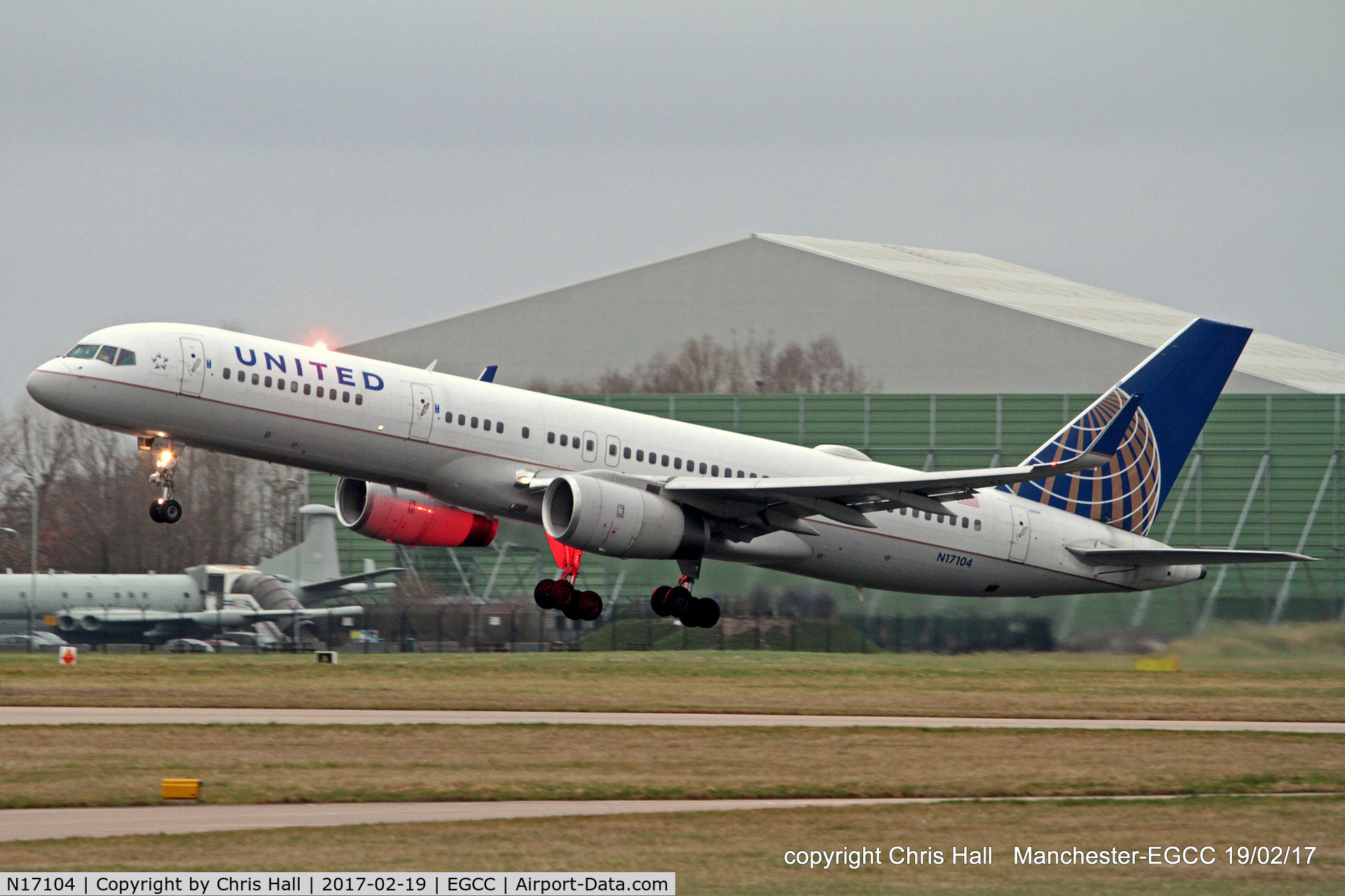 N17104, 1994 Boeing 757-224 C/N 27294, United