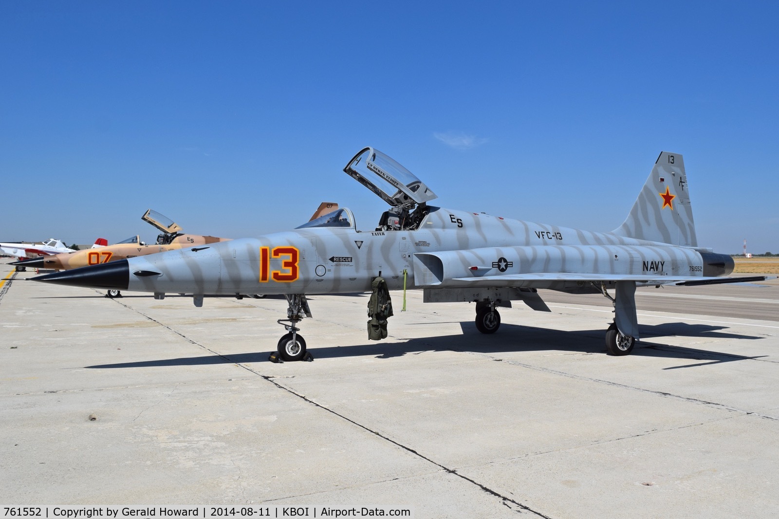 761552, Northrop F-5N Tiger II C/N L.1027, Parked on the south GA ramp.  VFC-13  “Saints”  NAS Fallon, NV.