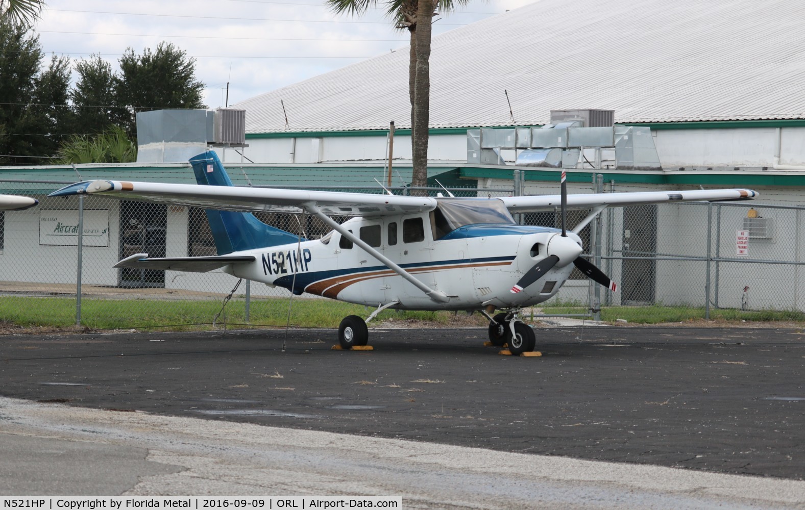 N521HP, 2000 Cessna T206H Turbo Stationair C/N T20608205, Cessna T206H