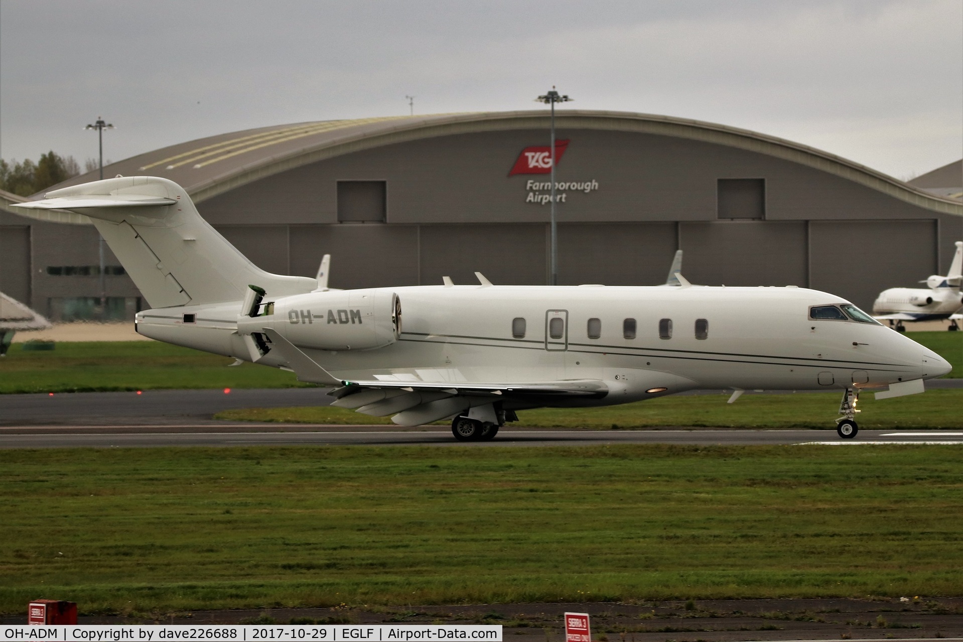 OH-ADM, 2014 Bombardier Challenger 350 (BD-100-1A10) C/N 20525, Jetflite Bombardier taxing off 06 at Farnborough