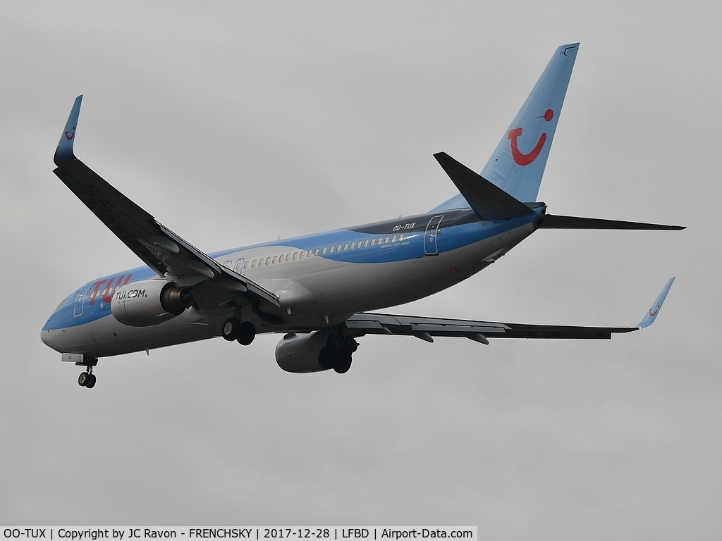 OO-TUX, 2009 Boeing 737-86N C/N 35647, TUI fly Belgium TB4921 from Agadir landing runway 23
