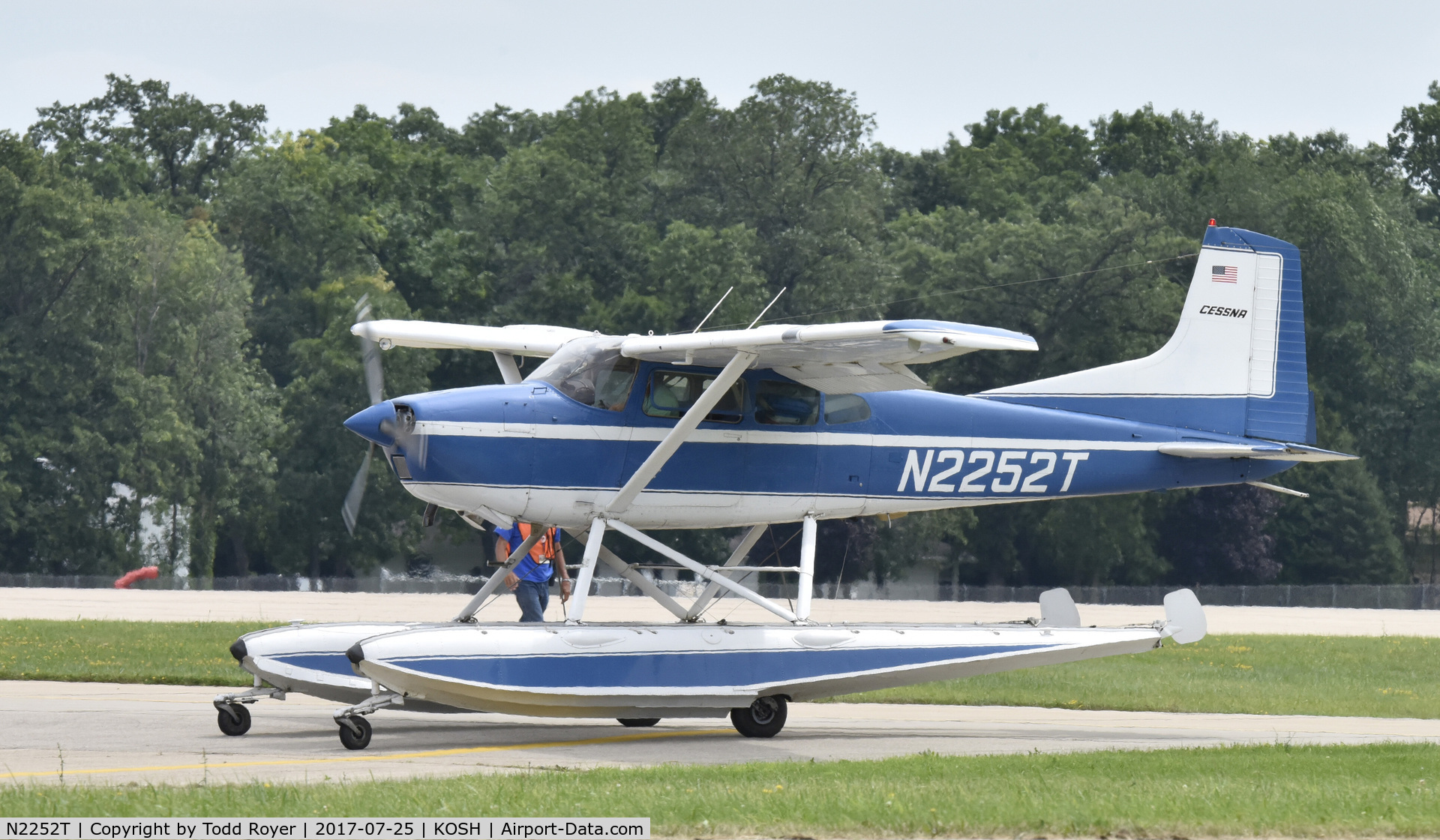 N2252T, 1968 Cessna A185E Skywagon 185 C/N 185-1410, Airventure 2017
