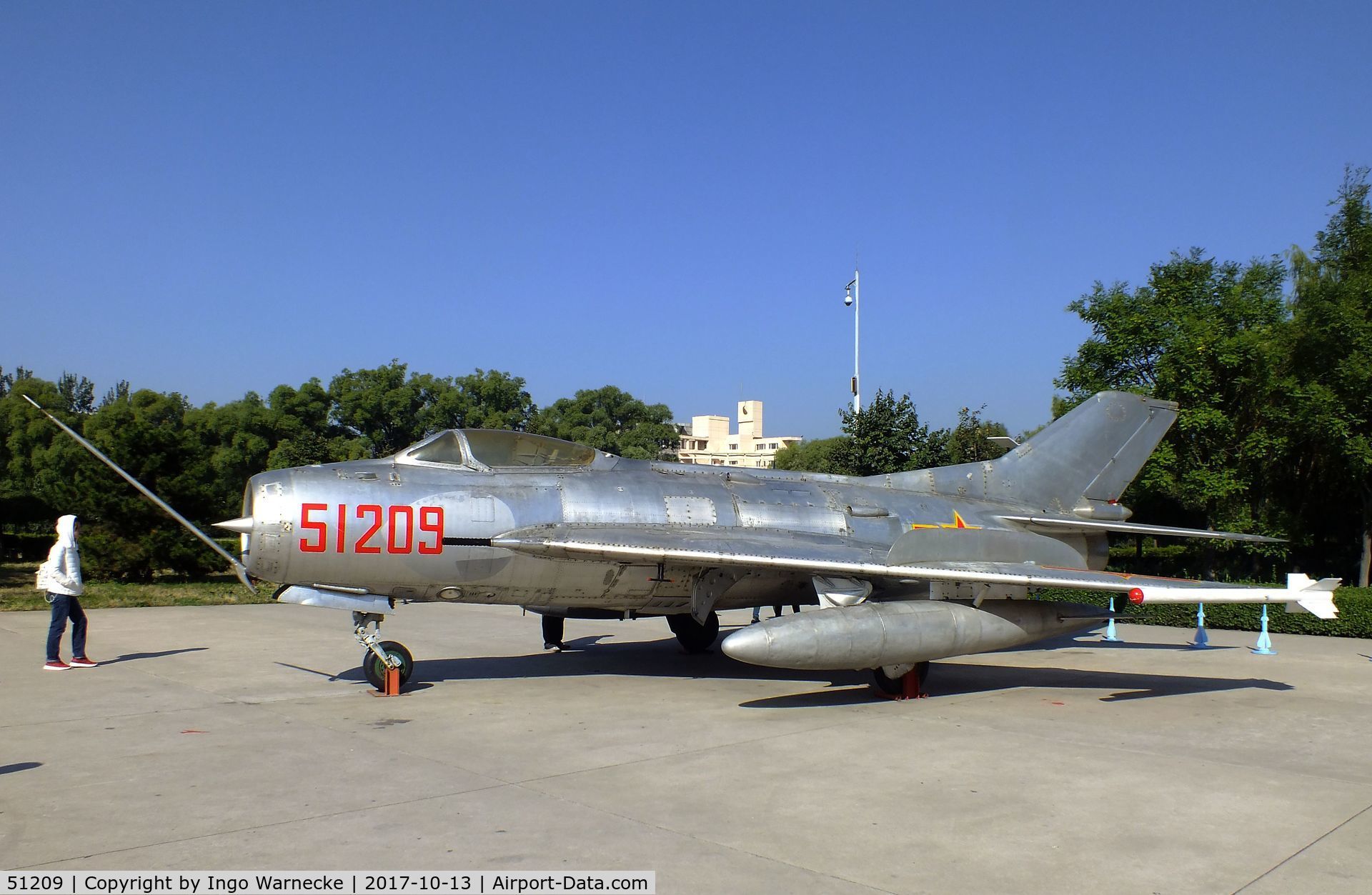 51209, Shenyang J-6 C/N 4947, Shenyang J-6 III (chinese version of the MiG-19 FARMER) at the China Aviation Museum Datangshan