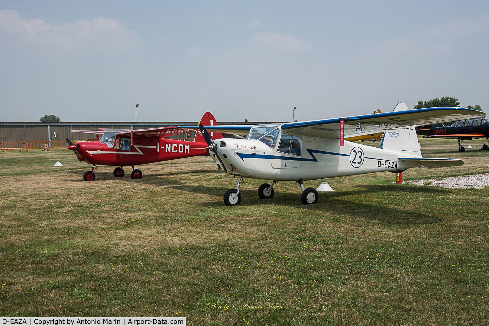 D-EAZA, Macchi MB.308 C/N 5792/19, two MB 308 of HAG at Yearly Fly Party along with it's little brother D_EJCH