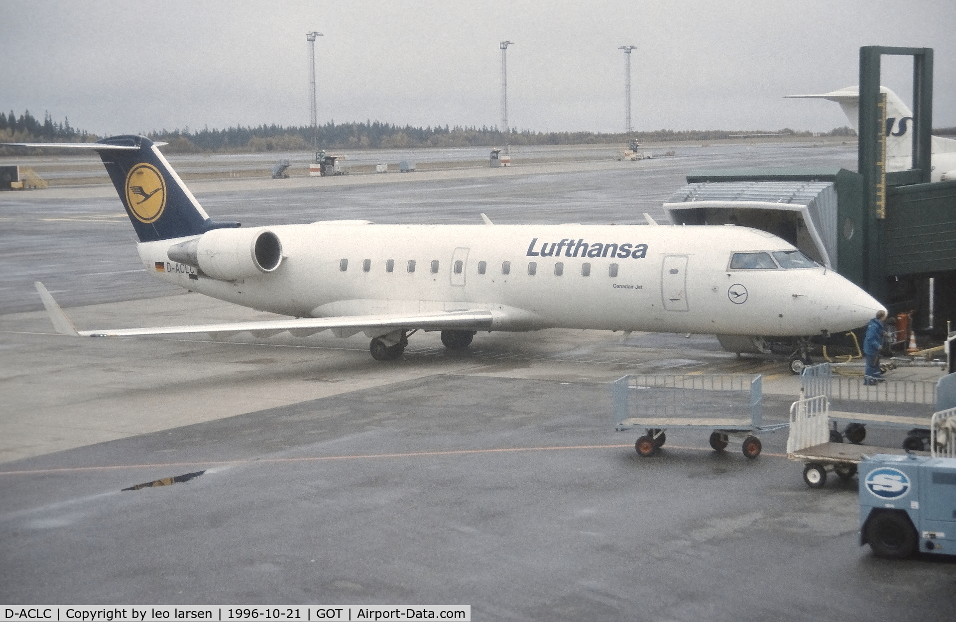 D-ACLC, 1992 Canadair CRJ-200LR (CL-600-2B19) C/N 7006, Gotenborg 21.10.1996