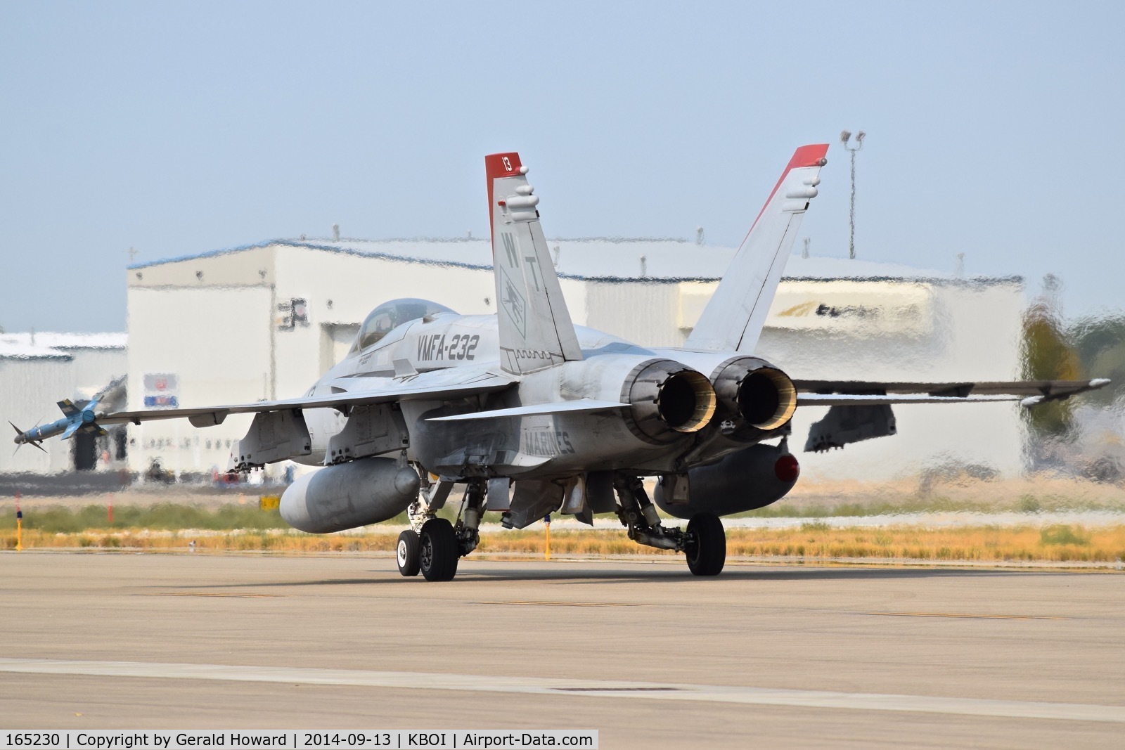 165230, McDonnell Douglas F/A-18C Hornet C/N 1418/C455, Taxiing to the south GA ramp.  VMFA-232 