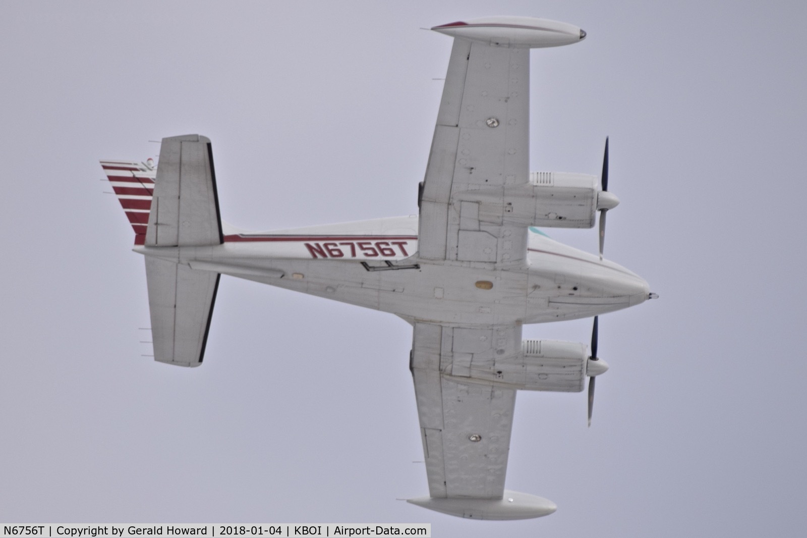 N6756T, 1960 Cessna 310D C/N 39056, Missed approach to RWY 10R.