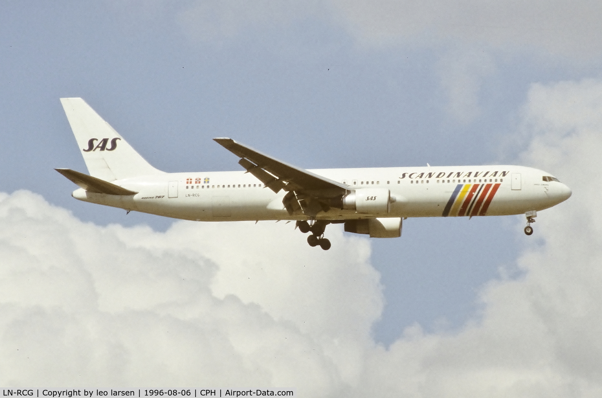 LN-RCG, 1989 Boeing 767-383/ER C/N 24475, Copenhagen 6.8.1996
