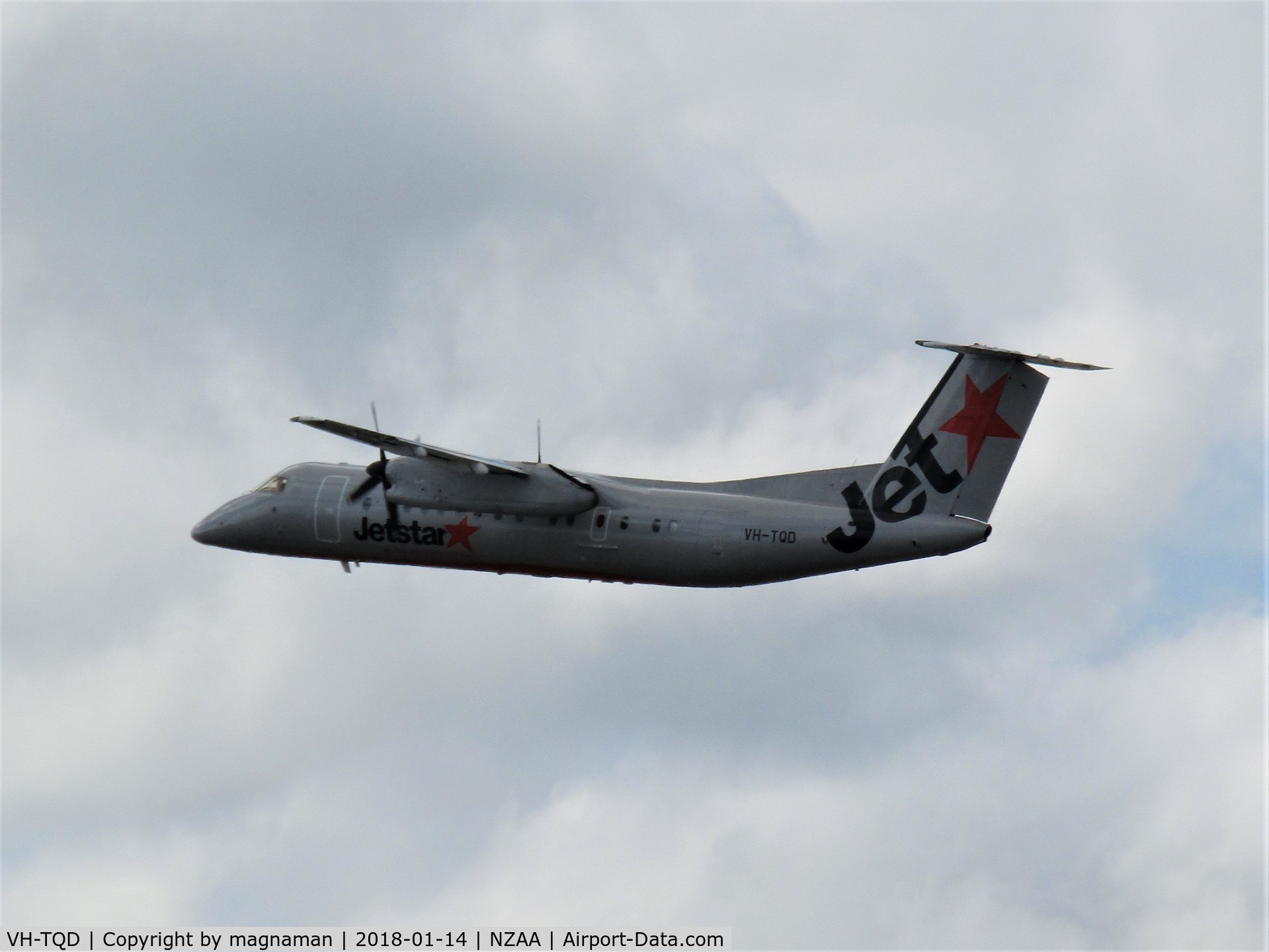 VH-TQD, 2004 De Havilland Canada DHC-8-315 Dash 8 C/N 598, away she goes