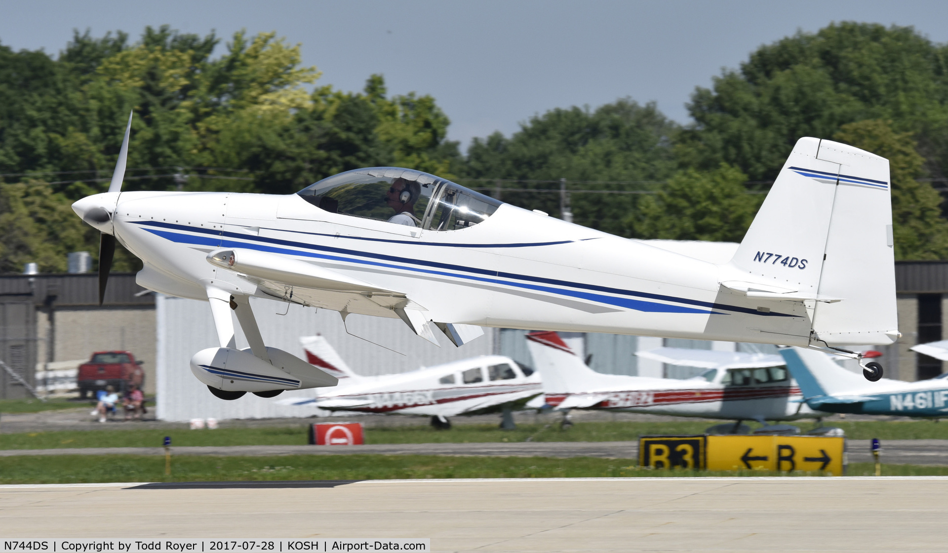 N744DS, 2004 Vans RV-7 C/N 70107, Airventure 2017