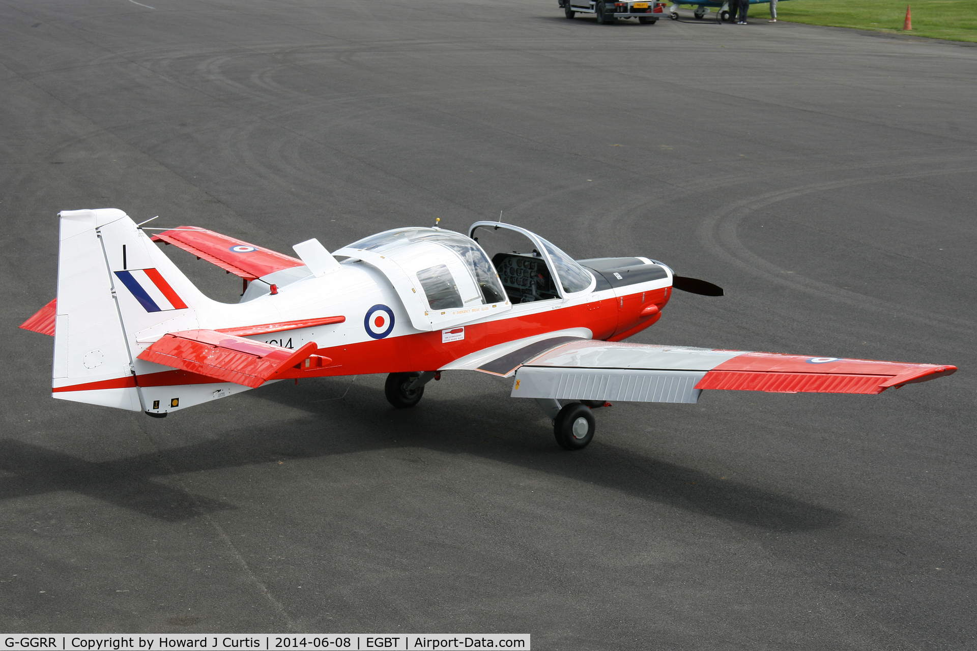 G-GGRR, 1974 Scottish Aviation Bulldog T.1 C/N BH120/272, Painted as XX614. At the Chip and Dog meet, 2014.