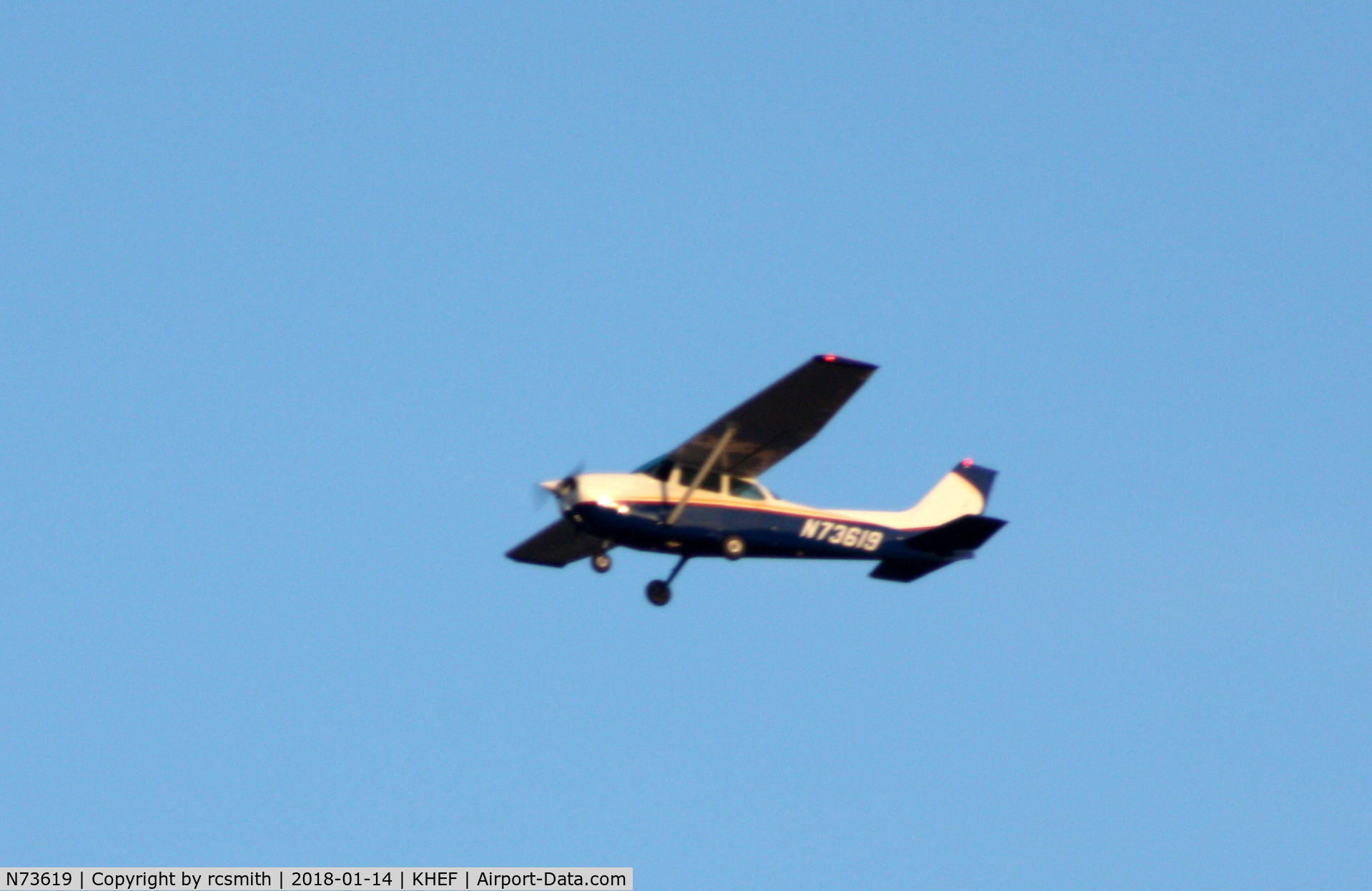 N73619, 1976 Cessna 172M C/N 17267581, Just after takeoff. Sorry it is a wee bit fuzzy.
