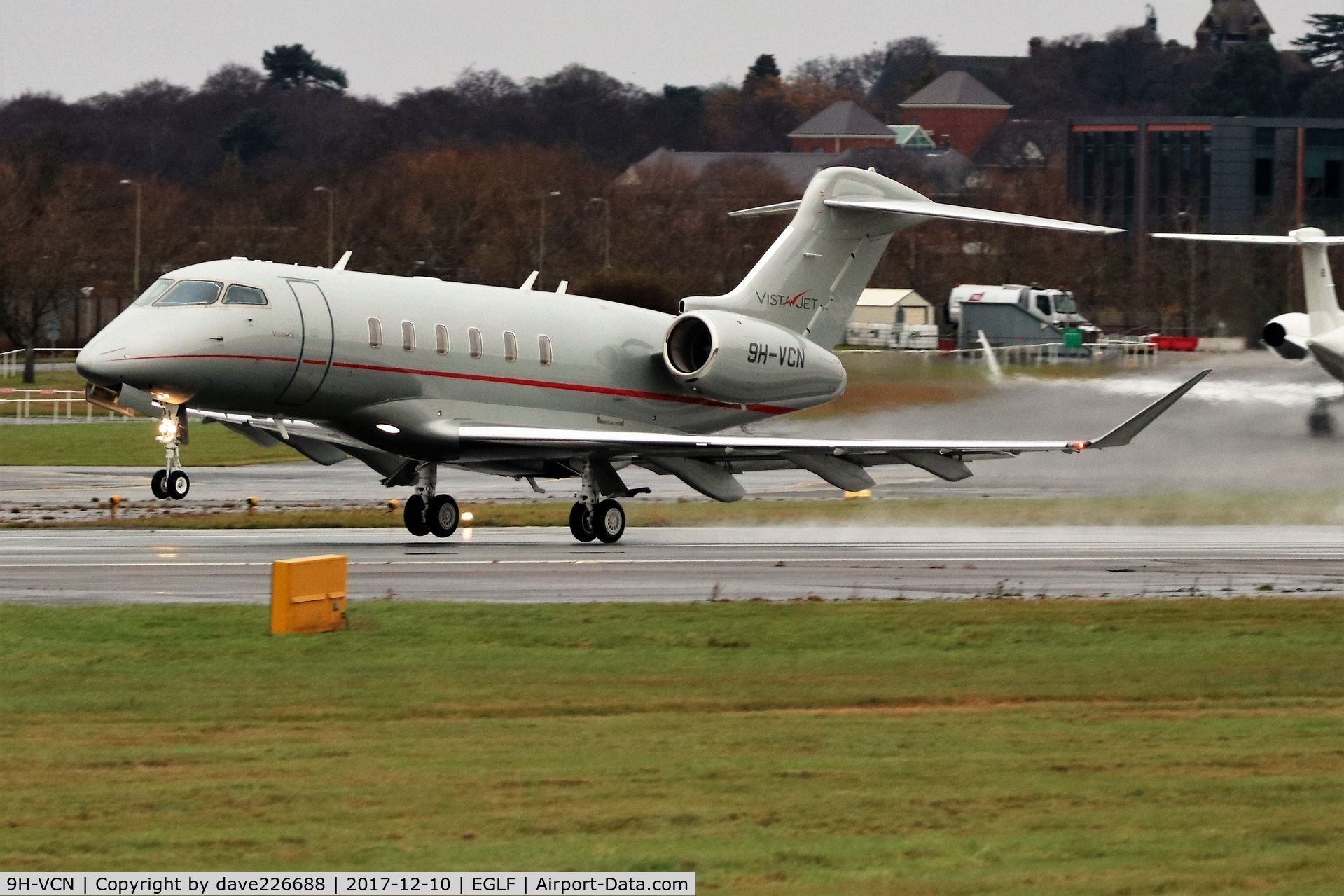 9H-VCN, 2016 Bombardier Challenger 350 (BD-100-1A10) C/N 20628, 9H VCN of Vistajet taking off from Farnborough on 24
