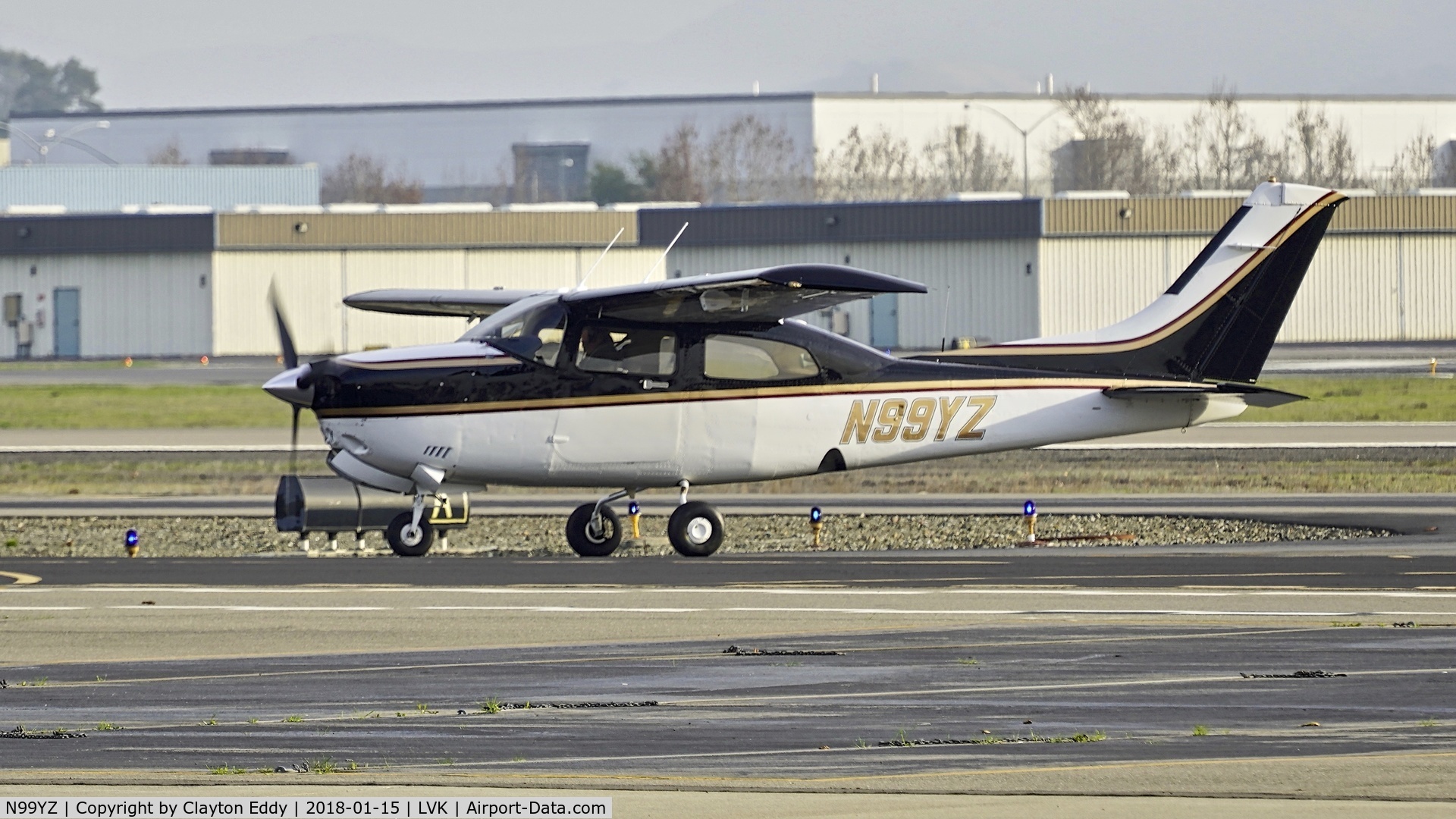 N99YZ, 1981 Cessna T210N Turbo Centurion C/N 21064608, Livermore Airport California 2018.
