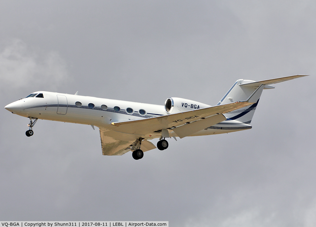 VQ-BGA, 2007 Gulfstream Aerospace GIV-X C/N 4092, Landing rwy 25R