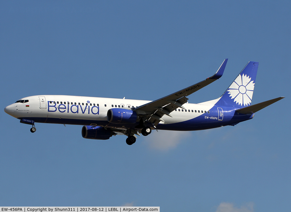 EW-456PA, 2016 Boeing 737-8ZM C/N 61422, Landing rwy 25R in new c/s