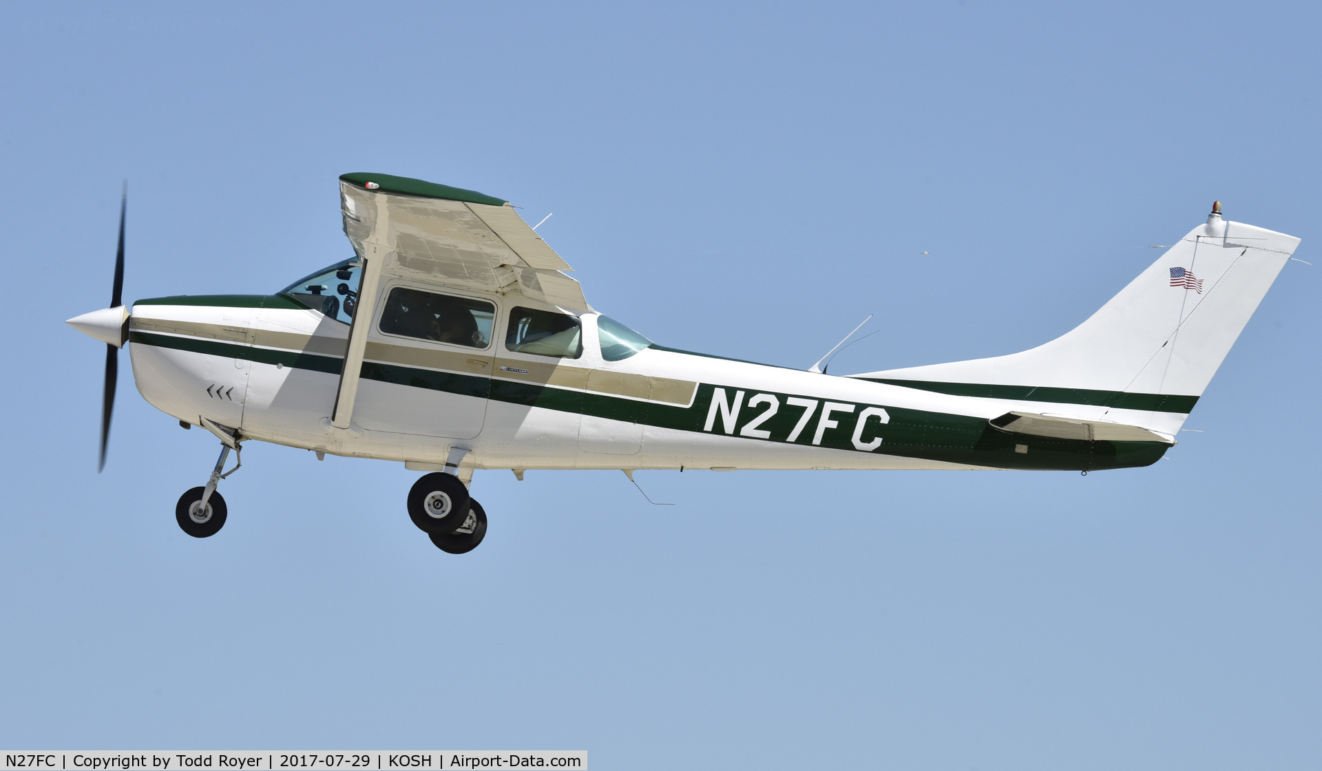 N27FC, 1962 Cessna 182E Skylane C/N 18254410, Airventure 2017
