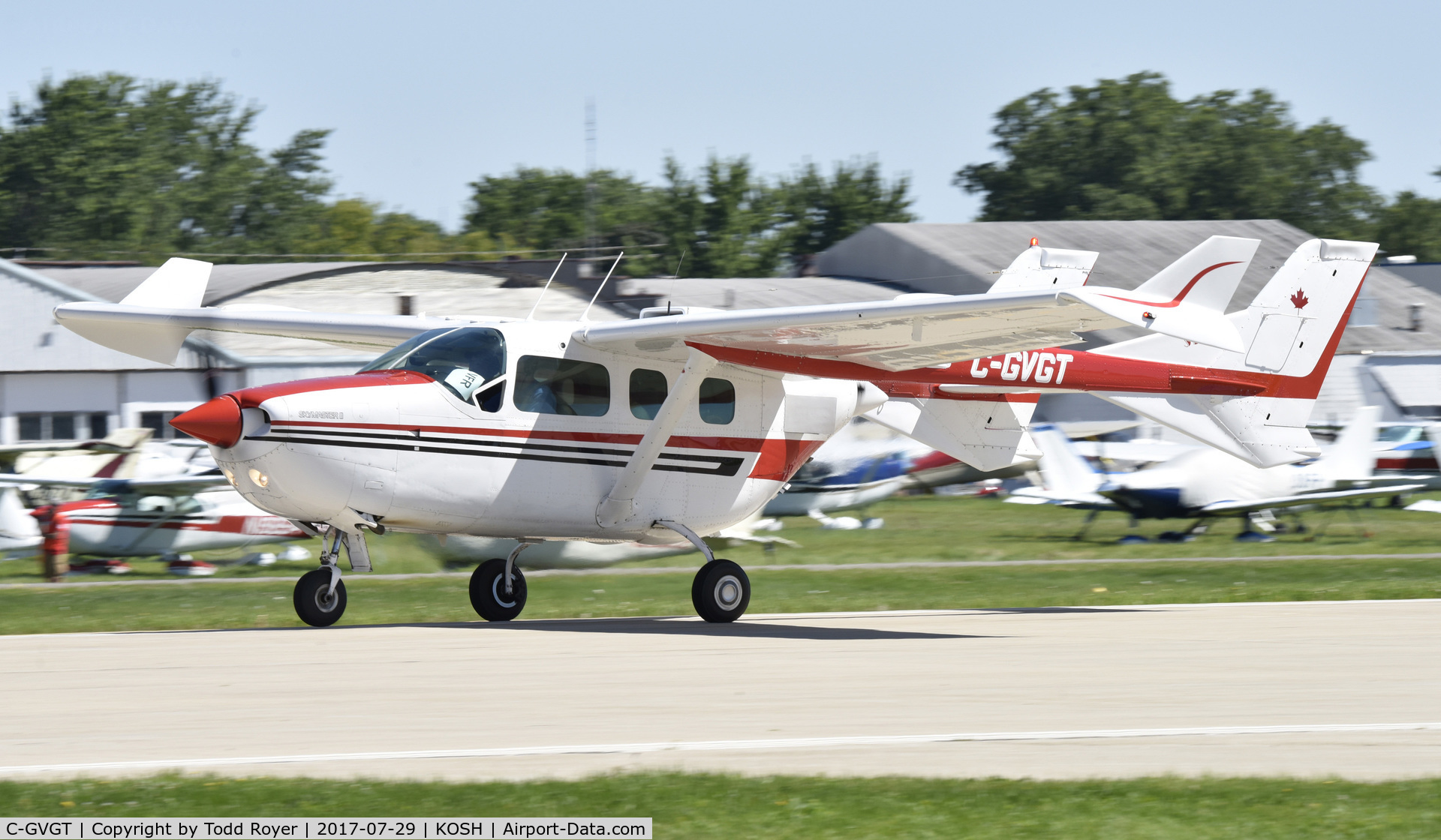 C-GVGT, 1977 Cessna 337G Super Skymaster C/N 37701804, Airventure 2017