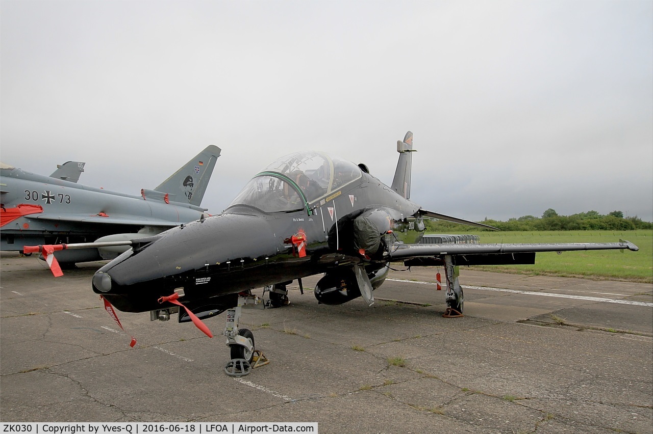 ZK030, 2010 British Aerospace Hawk T2 C/N RT021/1259, Royal Air Force British Aerospace Hawk T.2, Static display, Avord Air Base 702 (LFOA) Open day 2016