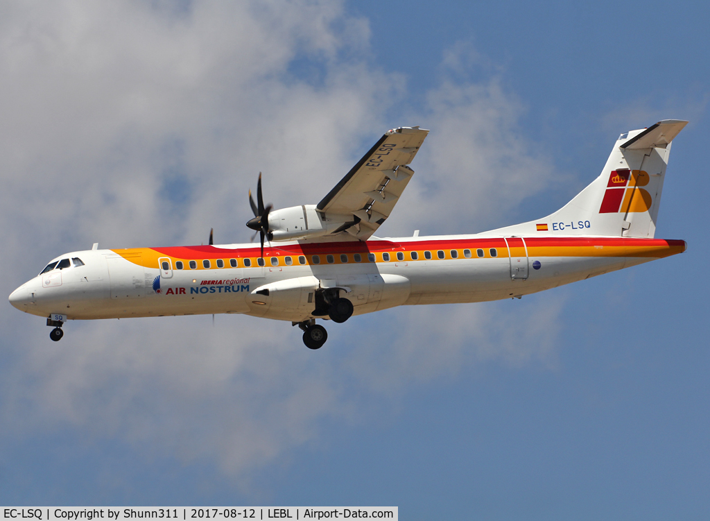 EC-LSQ, 2012 ATR 72-212A C/N 1041, Landing rwy 25R