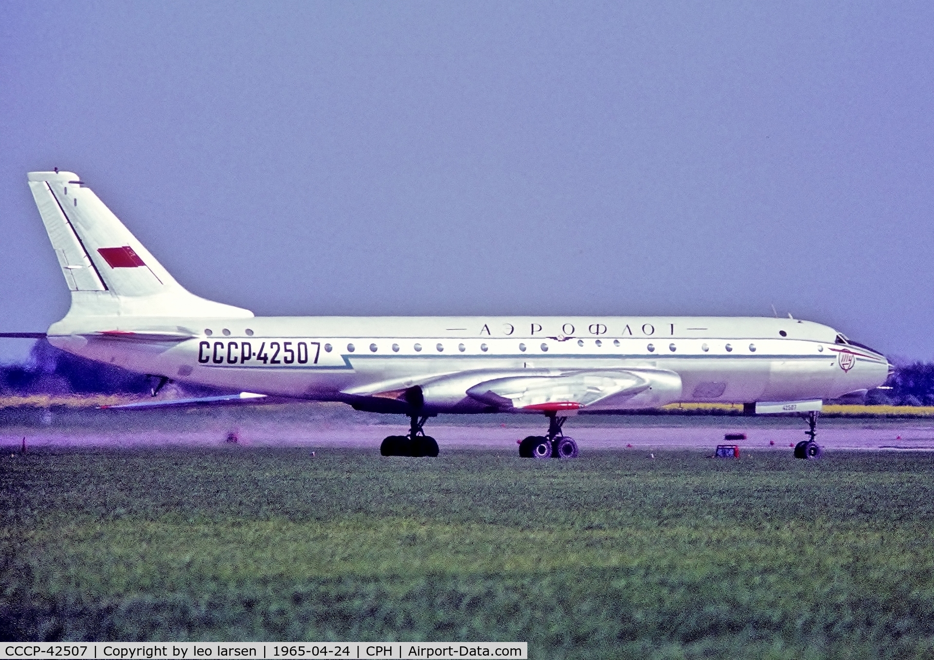 CCCP-42507, 1960 Tupolev Tu-104B C/N 021905, Copenhagen 24.4.1965
