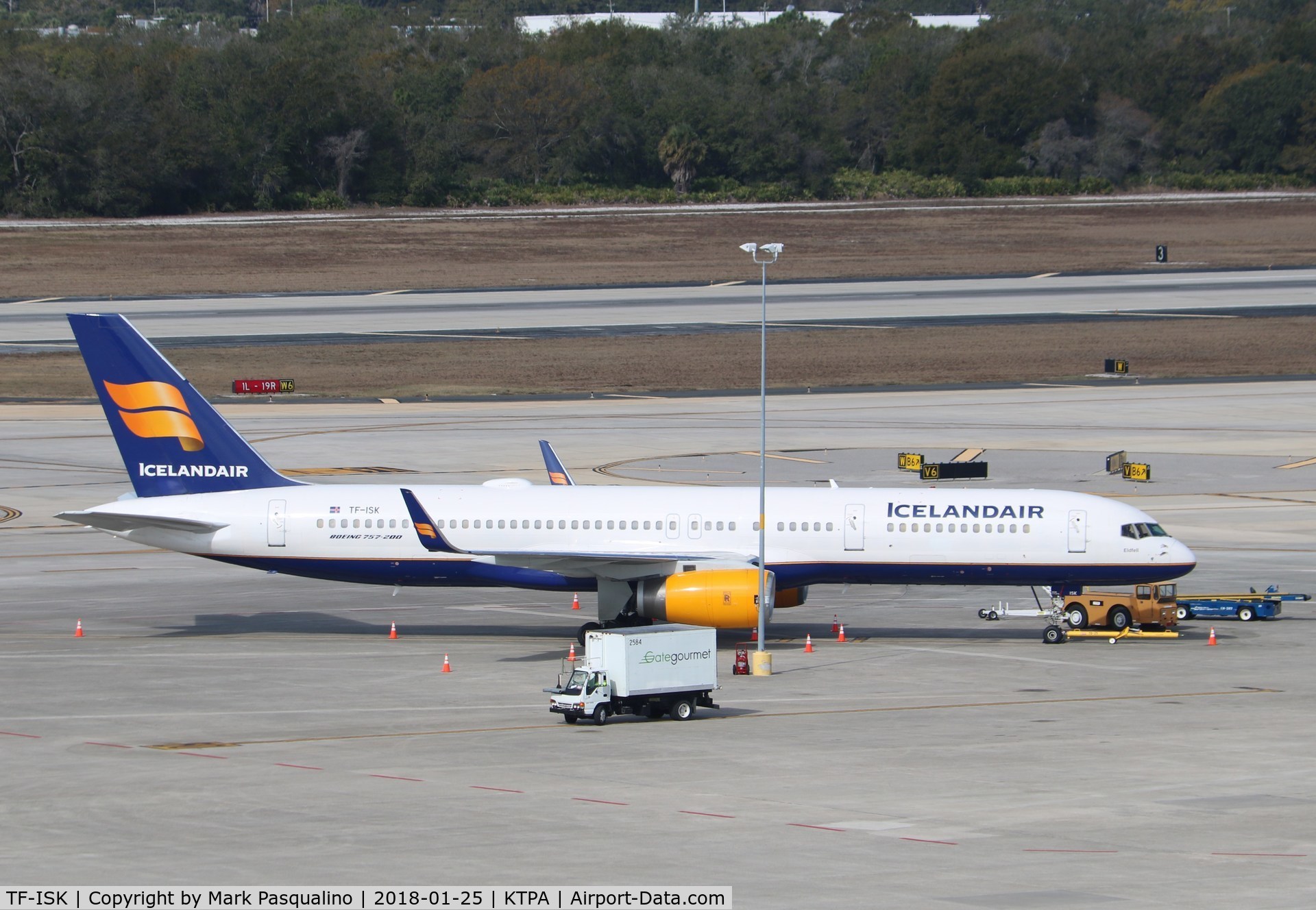 TF-ISK, 1991 Boeing 757-223 C/N 24606, Boeing 757-200