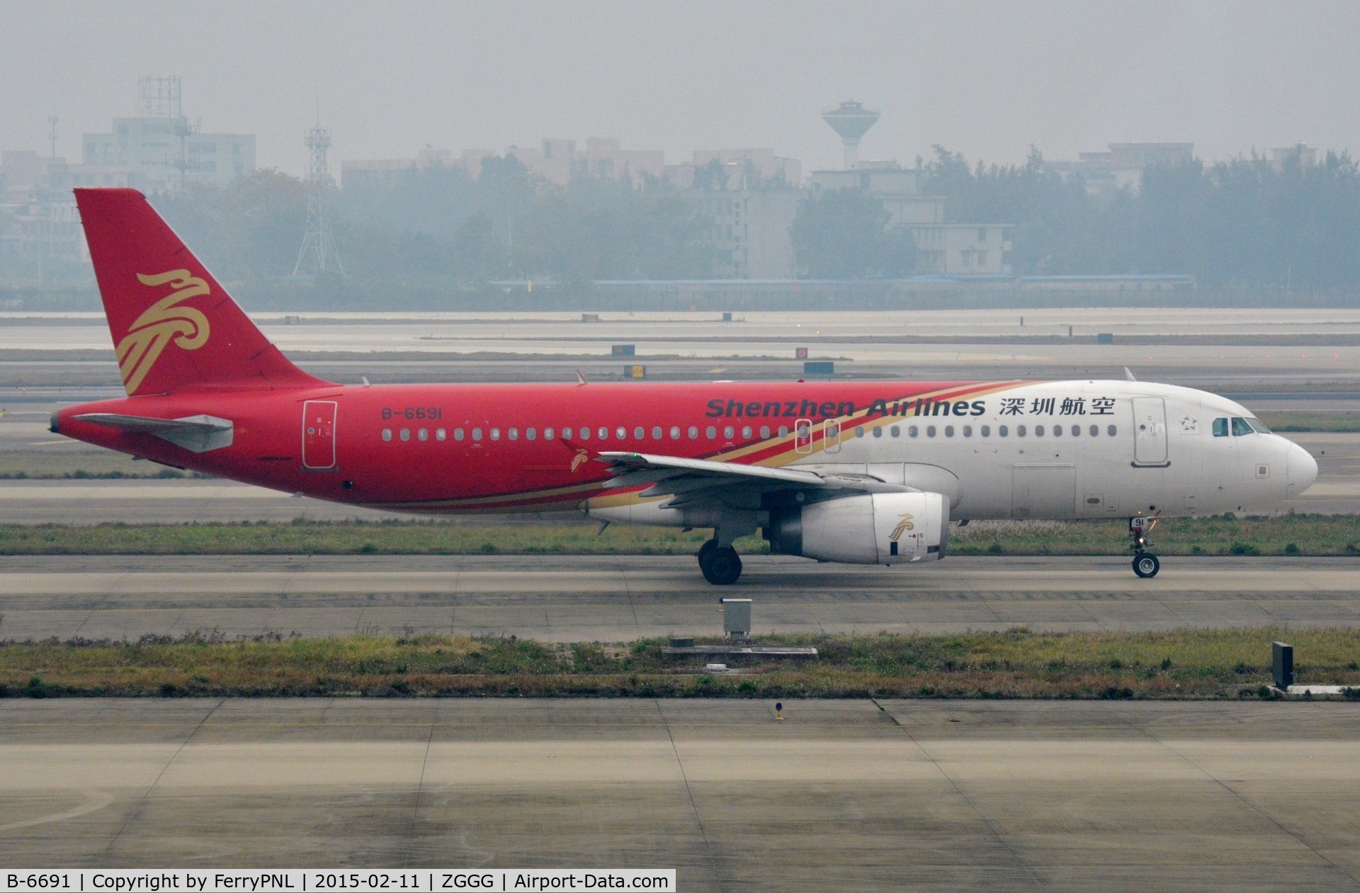 B-6691, 2010 Airbus A320-232 C/N 4409, Shenzen A320 departing a grey CAN.