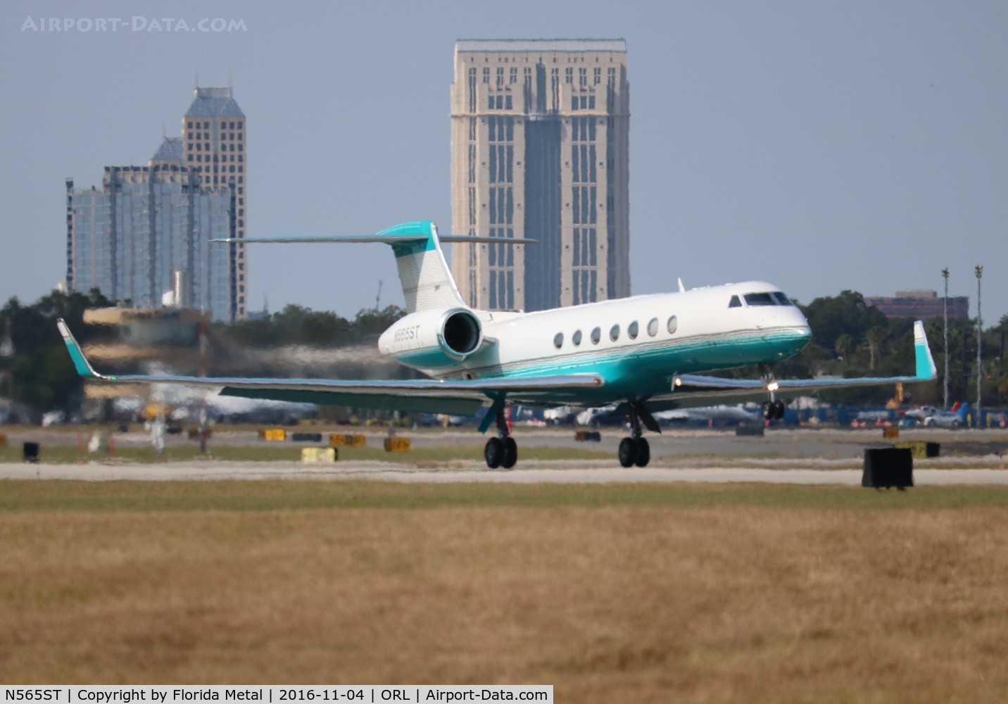 N565ST, 2004 Gulfstream Aerospace GV-SP (G550) C/N 5015, Gulfstream 550