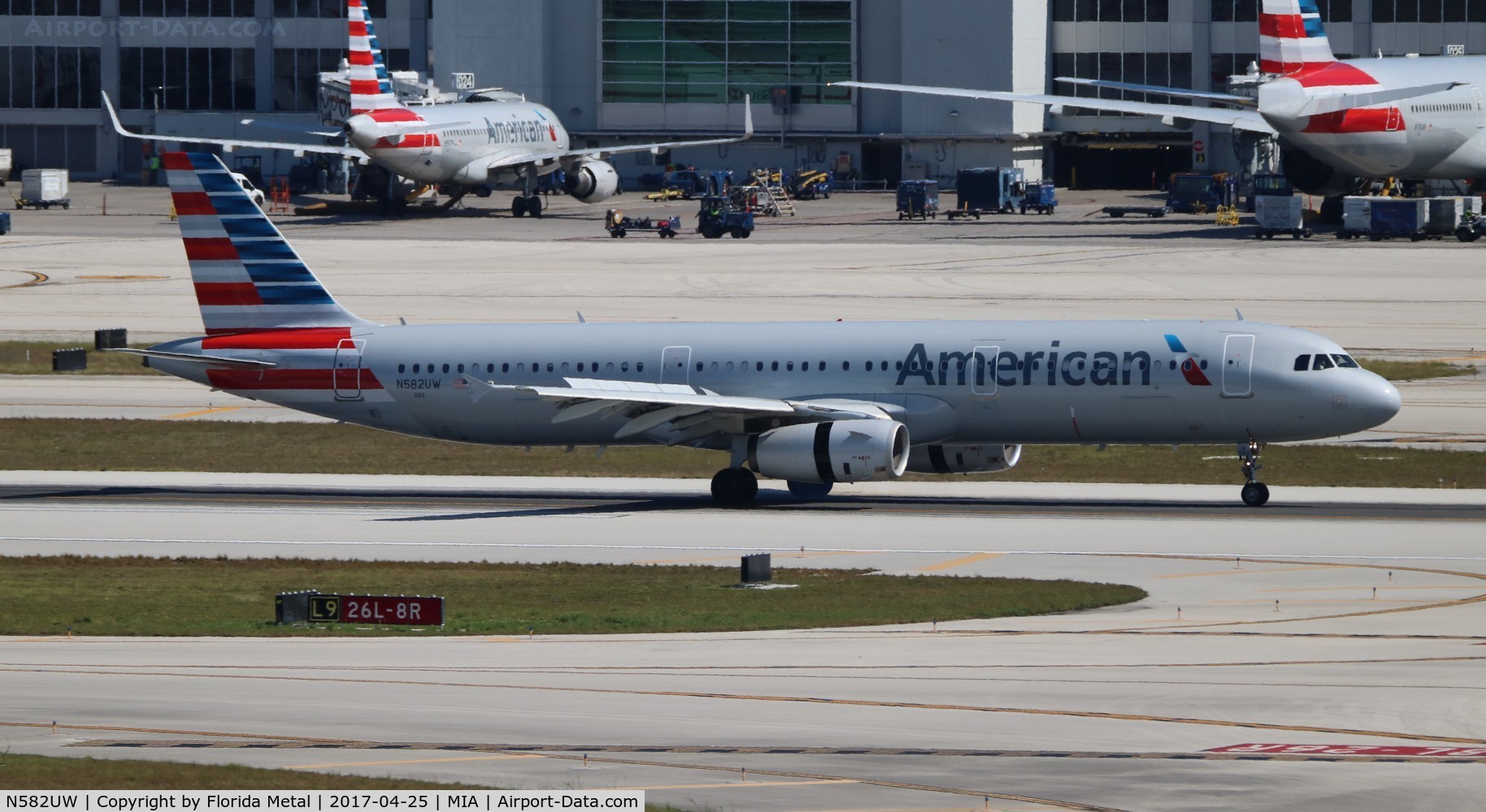 N582UW, 2014 Airbus A321-231 C/N 6175, American