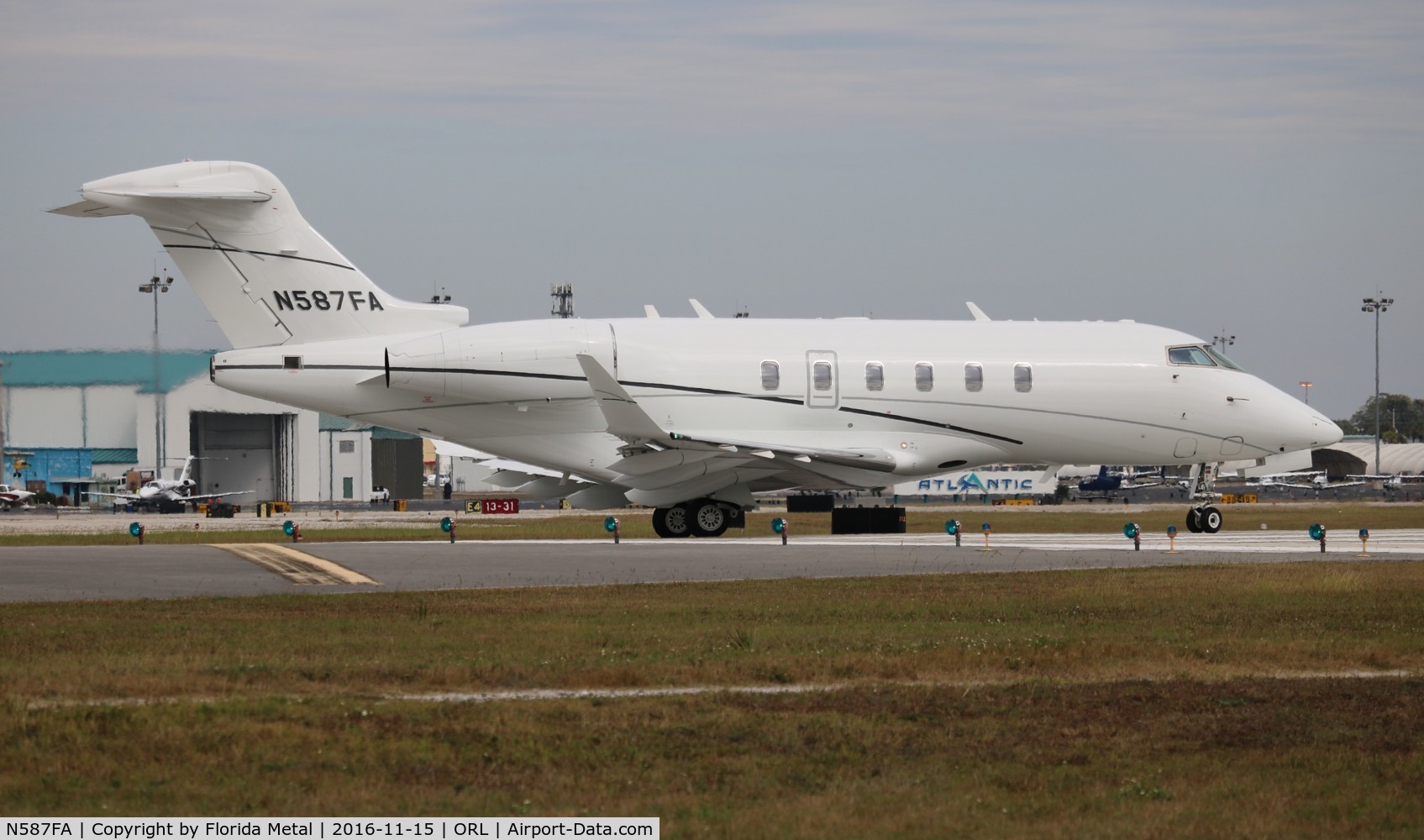 N587FA, 2015 Bombardier Challenger 350 (BD 100-1A10) C/N 20587, Challenger 300