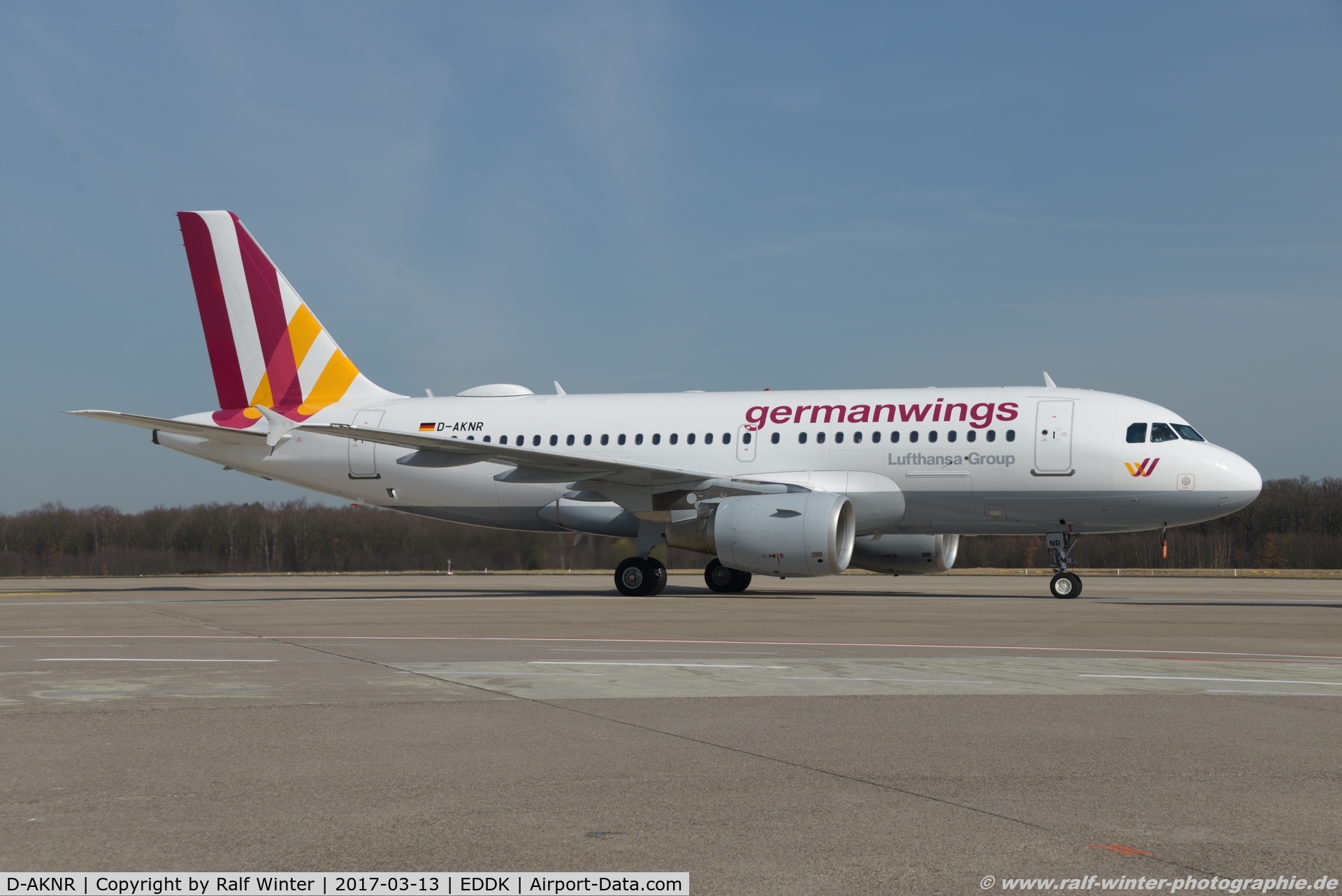 D-AKNR, 2000 Airbus A319-112 C/N 1209, Airbus A319-112 - 4U GWI Germanwings 'Spirit of T-com' - 1209 - D-AKNR - 13.03.2017 - CGN