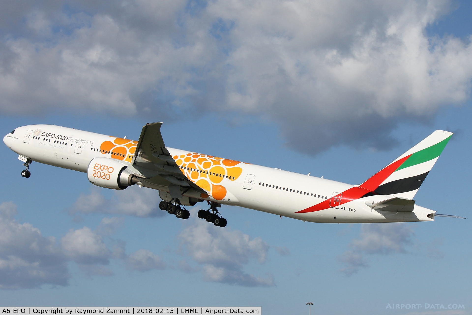 A6-EPO, 2016 Boeing 777-31HER C/N 42334, B777 A6-EPO Emirates Airlines special Expo2020 colours