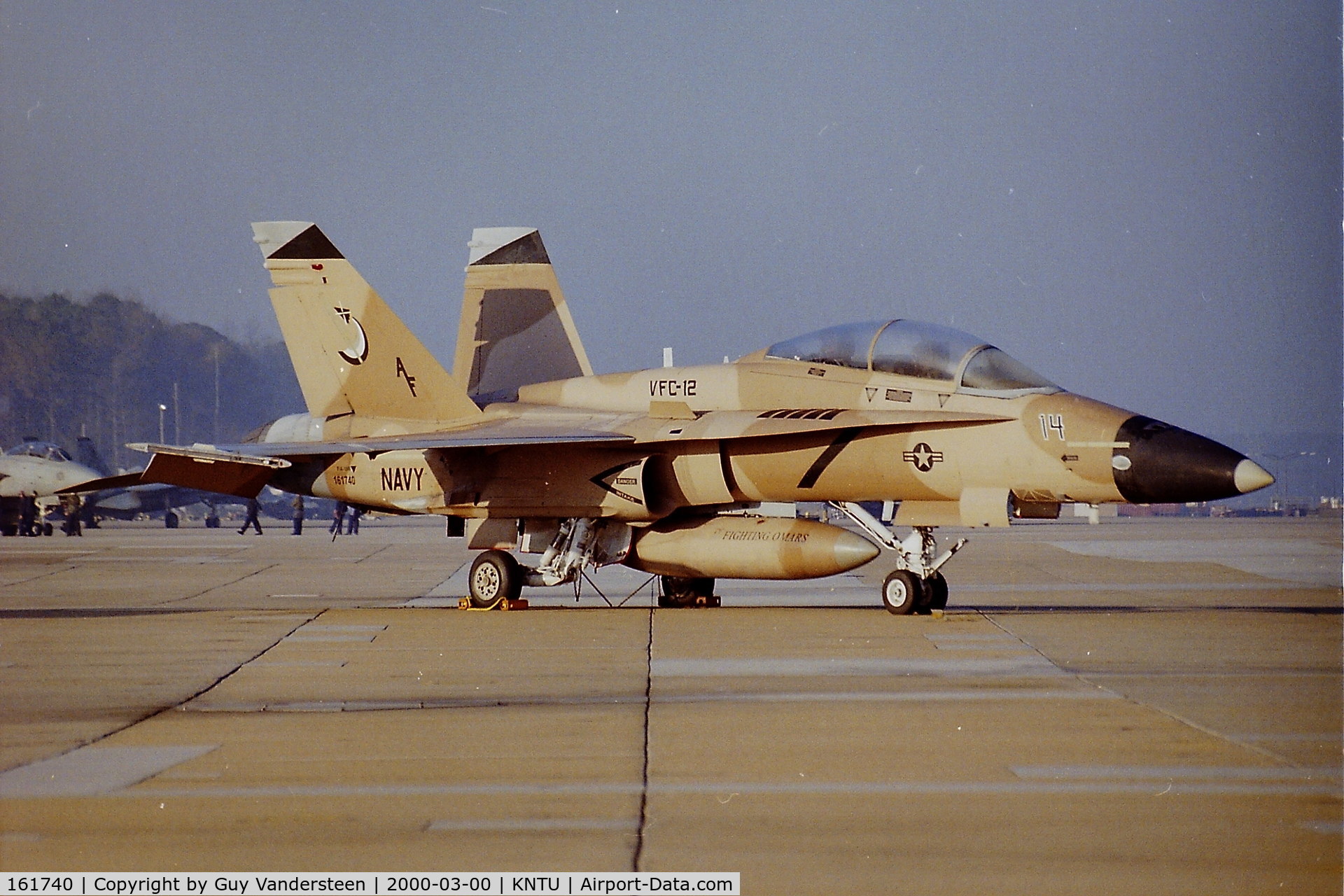 161740, McDonnell Douglas F/A-18B Hornet C/N 0095, 161740 at KNTU in the morning march 2000