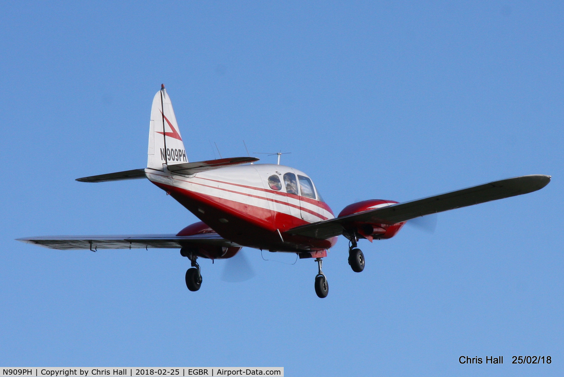 N909PH, Piper PA-23-160 Apache C/N 23-1800, at Breighton
