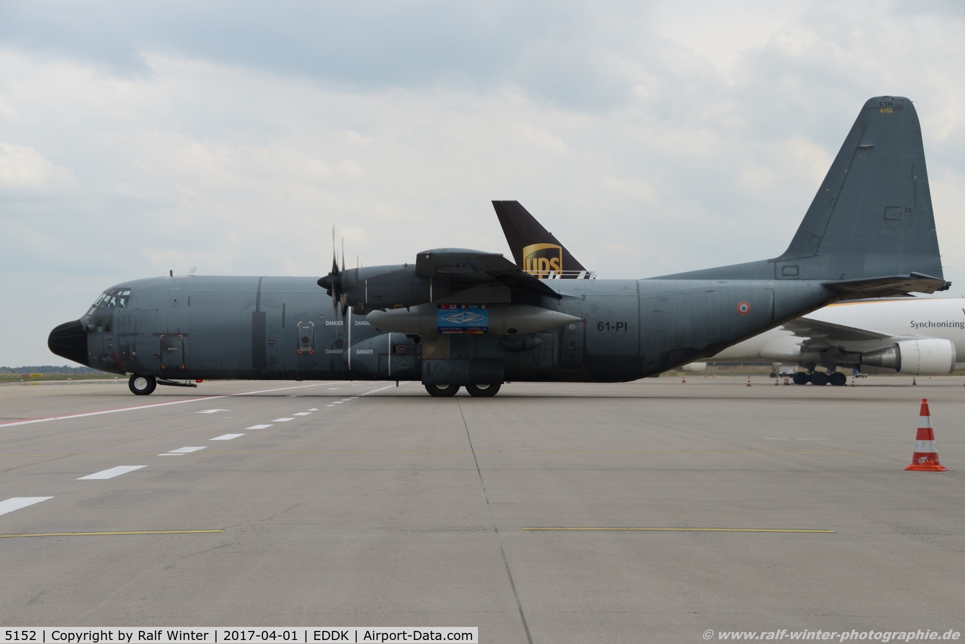 5152, 1988 Lockheed C-130H-30 Hercules C/N 382-5152, Lockheed C-130H-30 Hercules - CTM French Air Force 61-PI FRAPI - 382-5152 - 5152 - 01.04.2017 - CGN