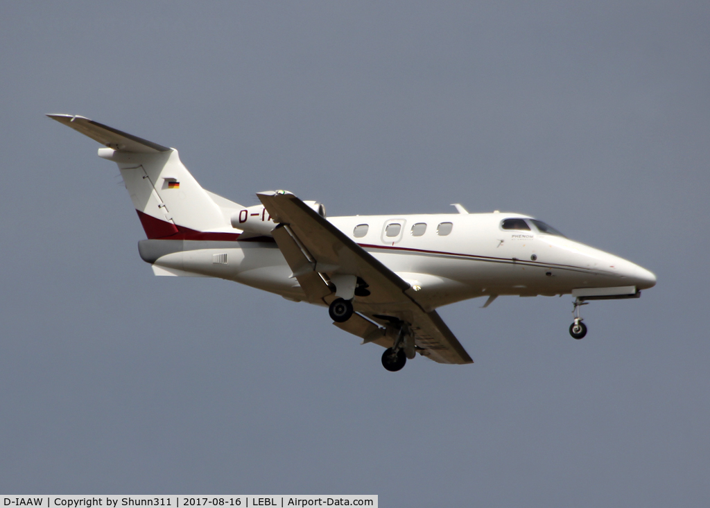 D-IAAW, 2011 Embraer EMB-500 Phenom 100 C/N 50000245, Landing rwy 07L