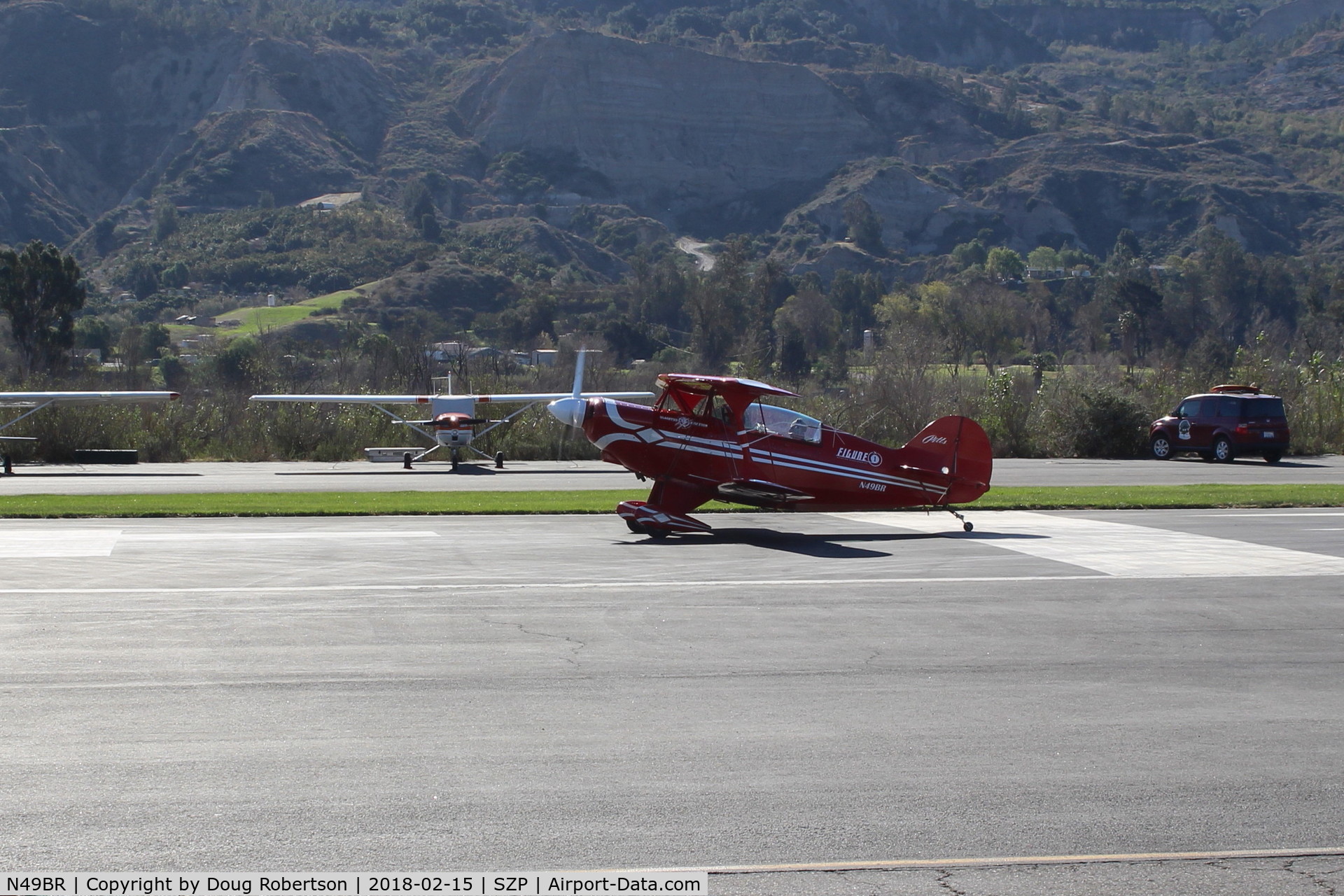 N49BR, Pitts S-2A Special C/N 2212, 1983 Aerotek PITTS S-2A SPECIAL, Lycoming AEIO-360 180 Hp, takeoff roll Rwy 04