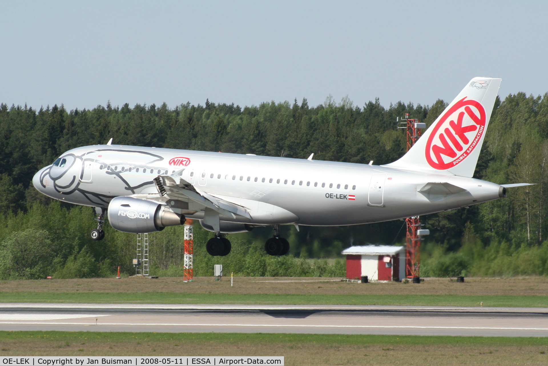 OE-LEK, 2007 Airbus A319-112 C/N 3019, Flyniki