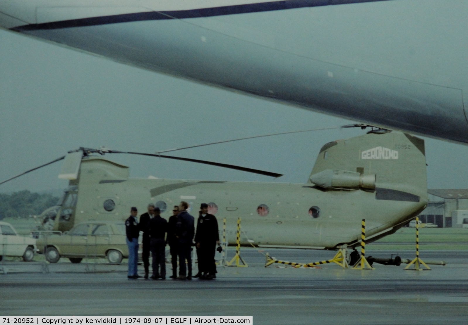71-20952, 1972 Boeing Vertol CH-47C Chinook C/N B.686, At the 1974 SBAC show, copied from slide.