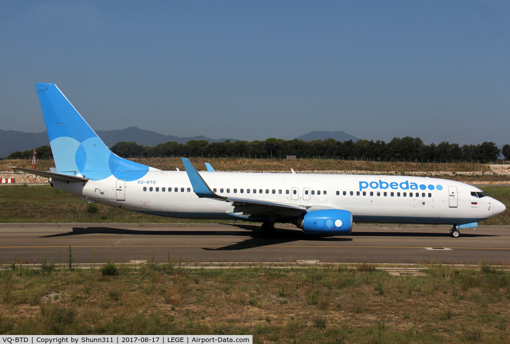 VQ-BTD, 2014 Boeing 737-8MA C/N 43664, Taxiing holding point rwy 20 for departure... Roman titles