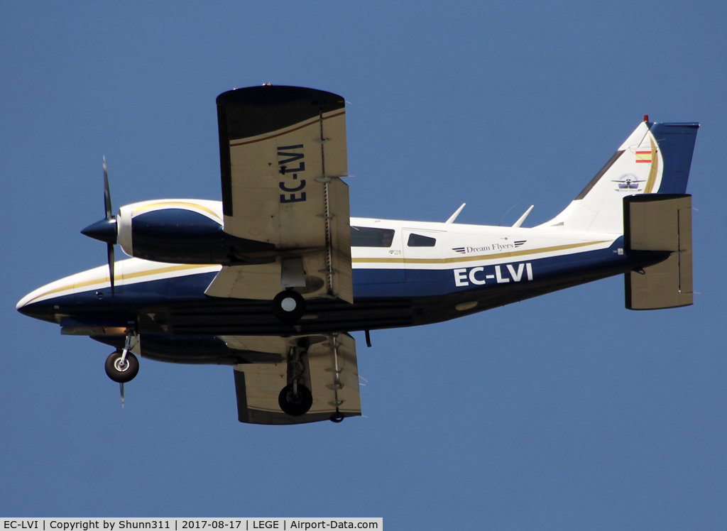 EC-LVI, 1975 Piper PA-34-200T Seneca II C/N 34-7570240, Landing rwy 20...