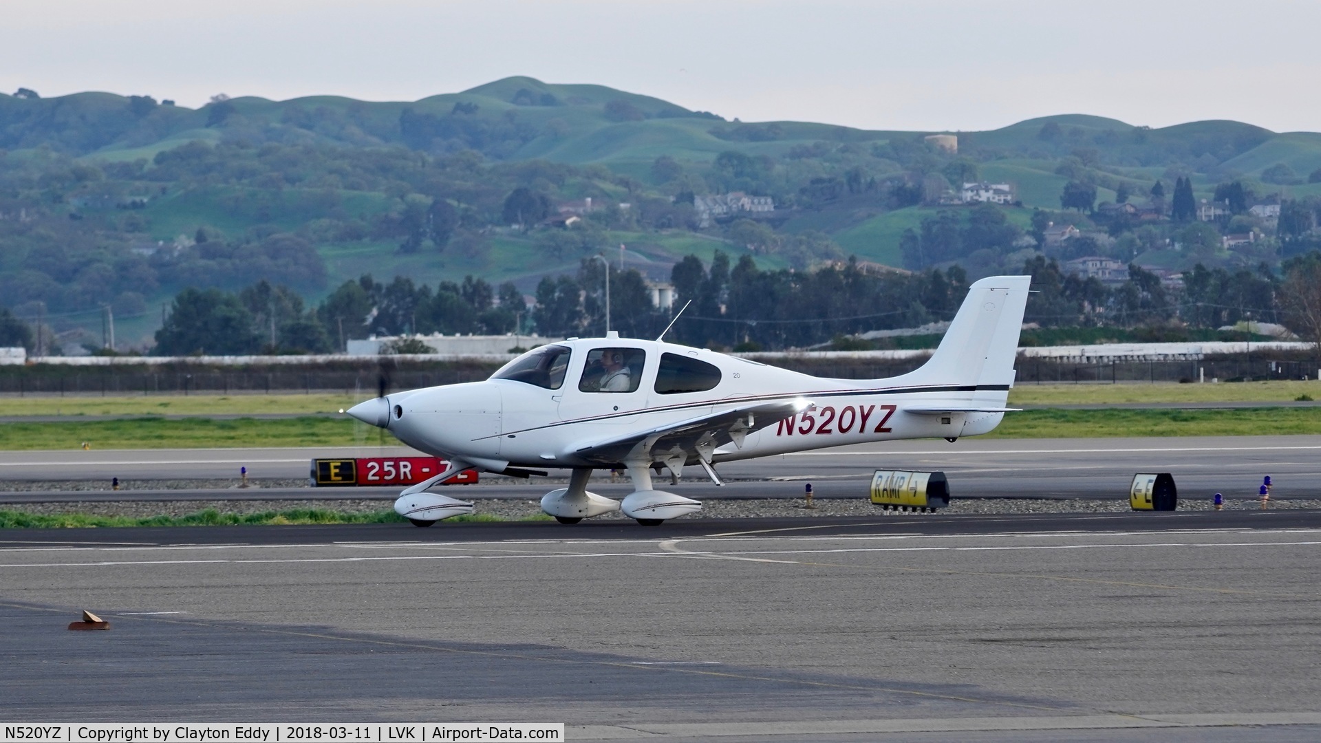 N520YZ, 2015 Cirrus SR20 C/N 2279, Livermore Airport California 2018.